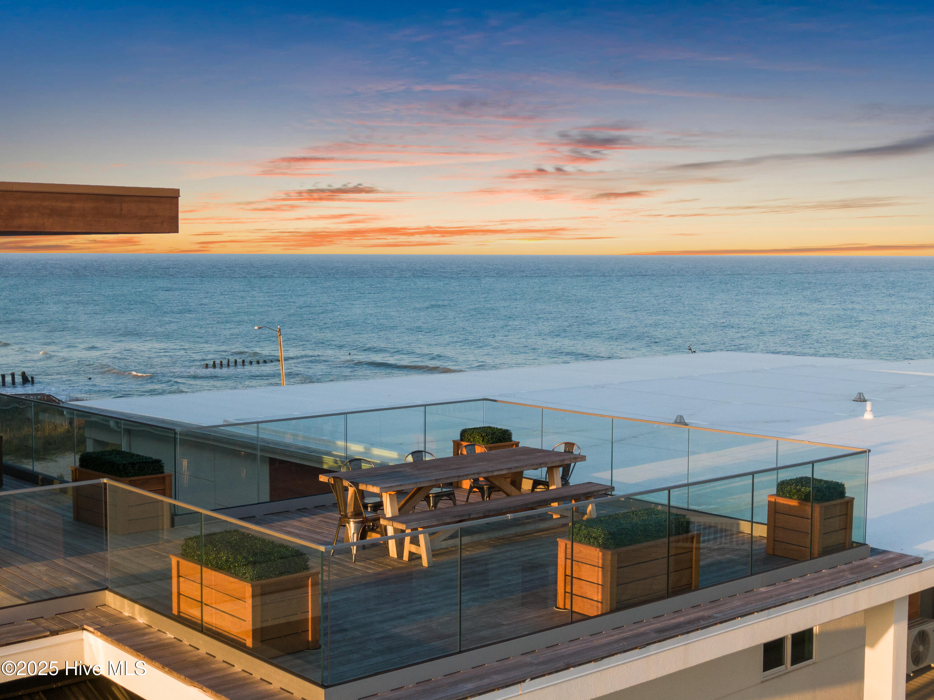 1800 Canal Drive, 211