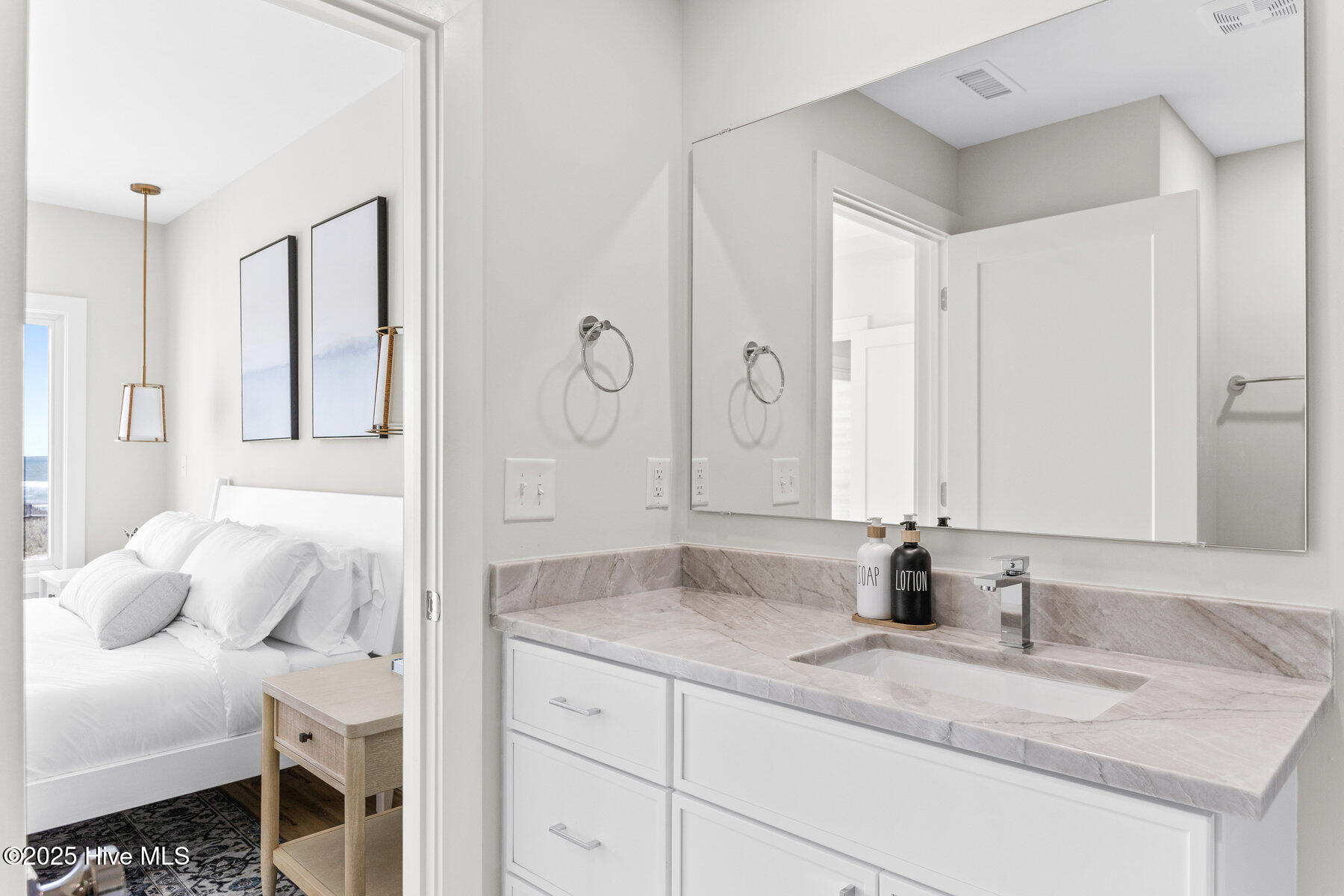 1800 Canal Drive, 211