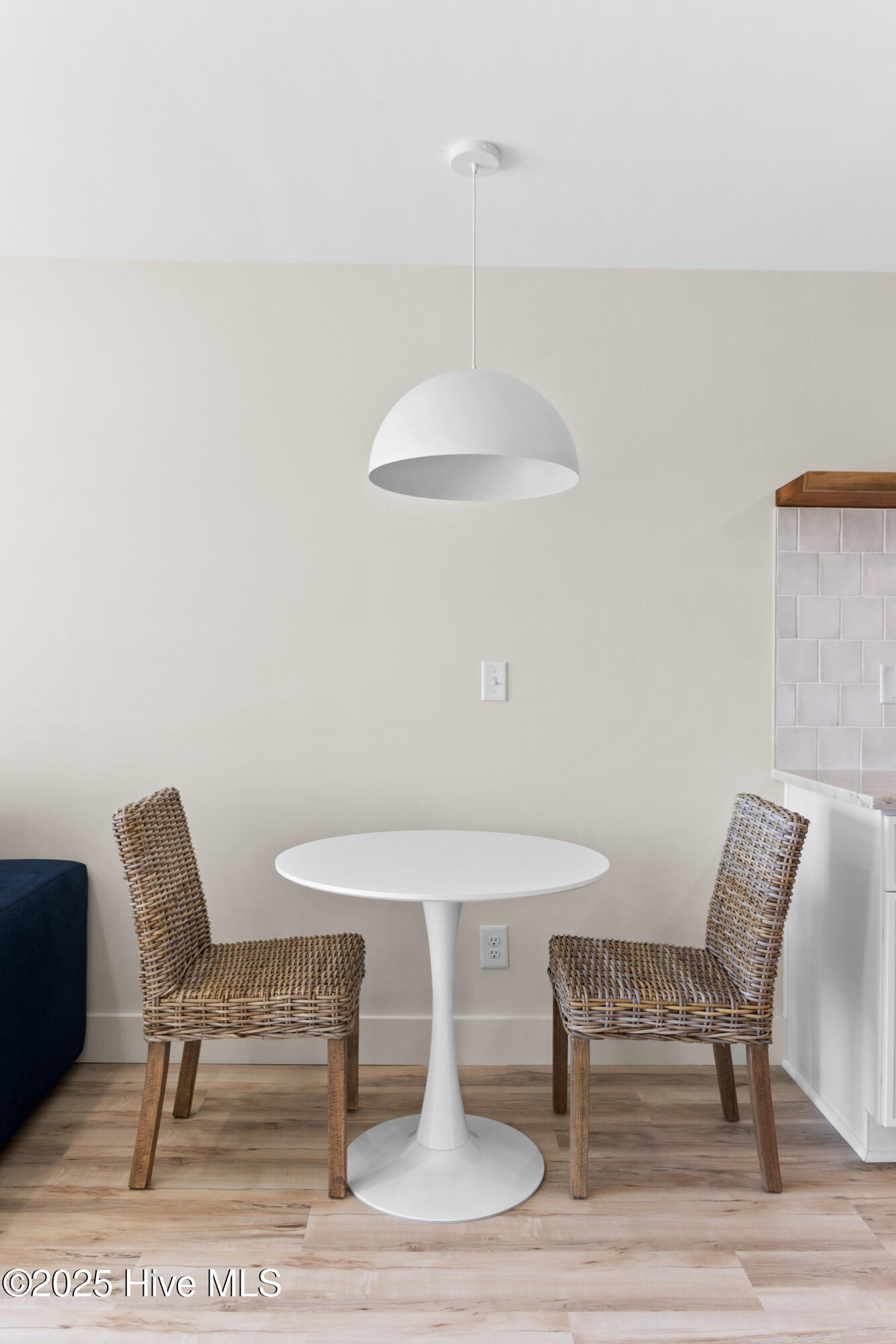 1800 Canal Drive, 304