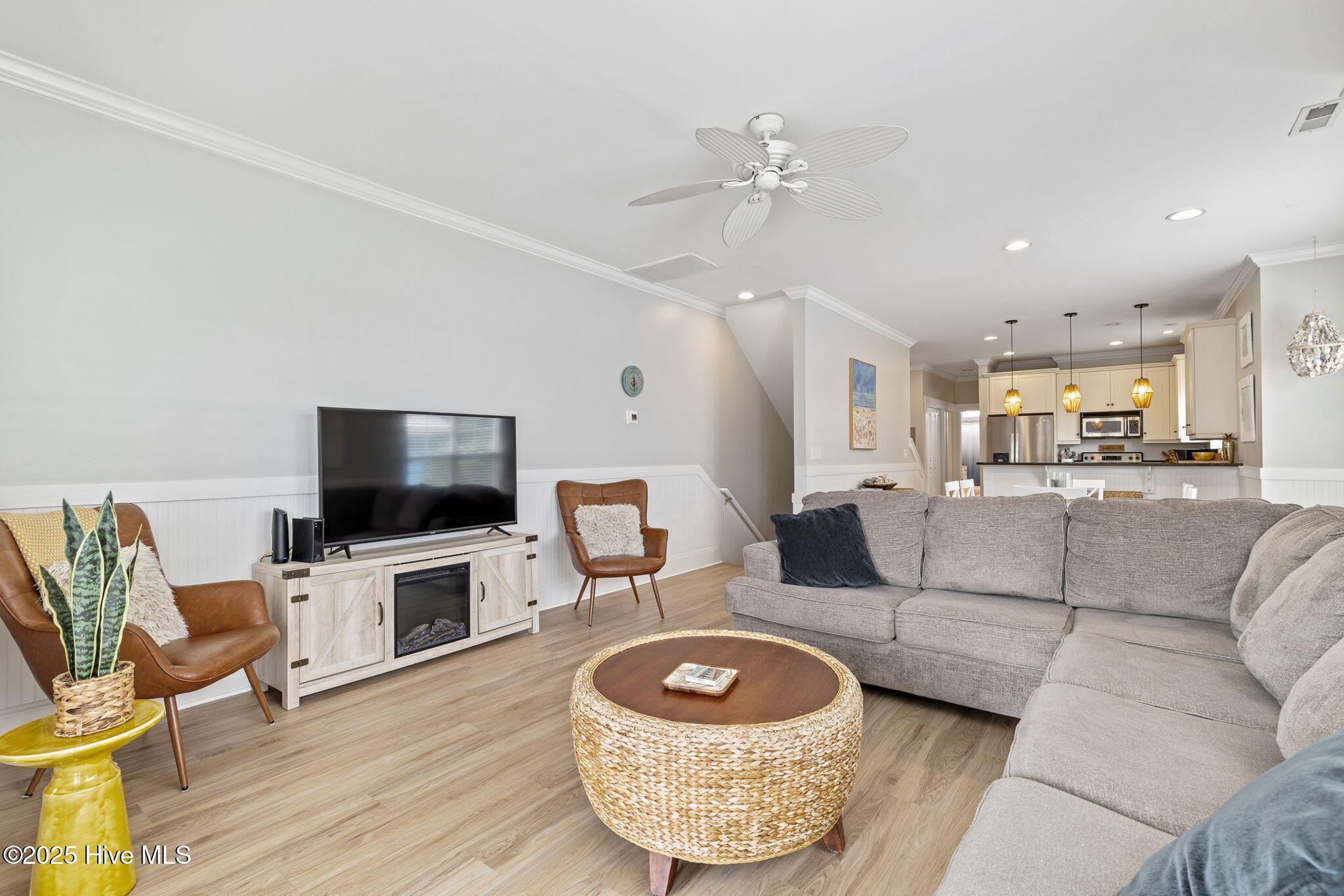 704 Ocean Boulevard, Unit 2