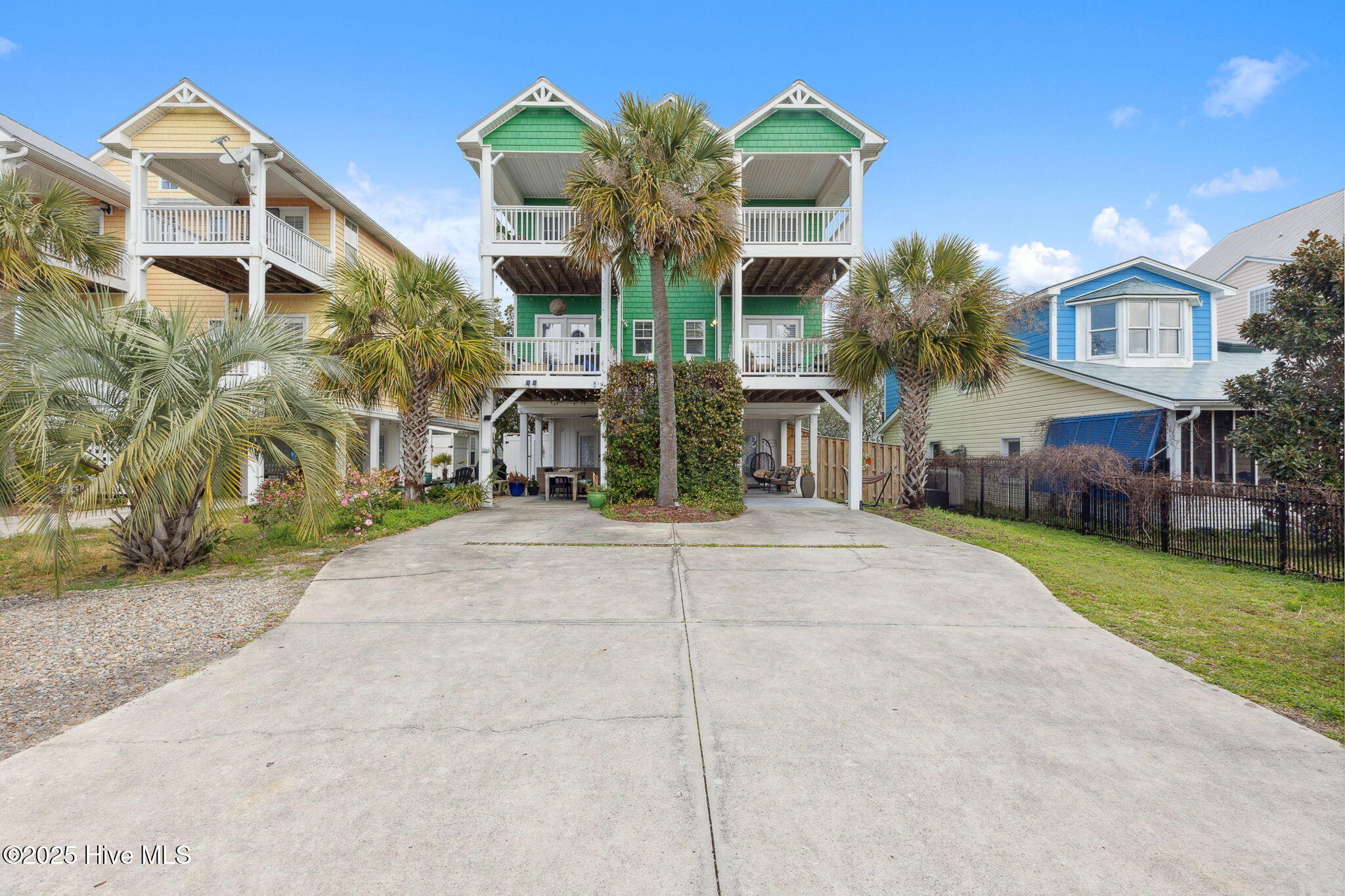 704 Ocean Boulevard, Unit 2