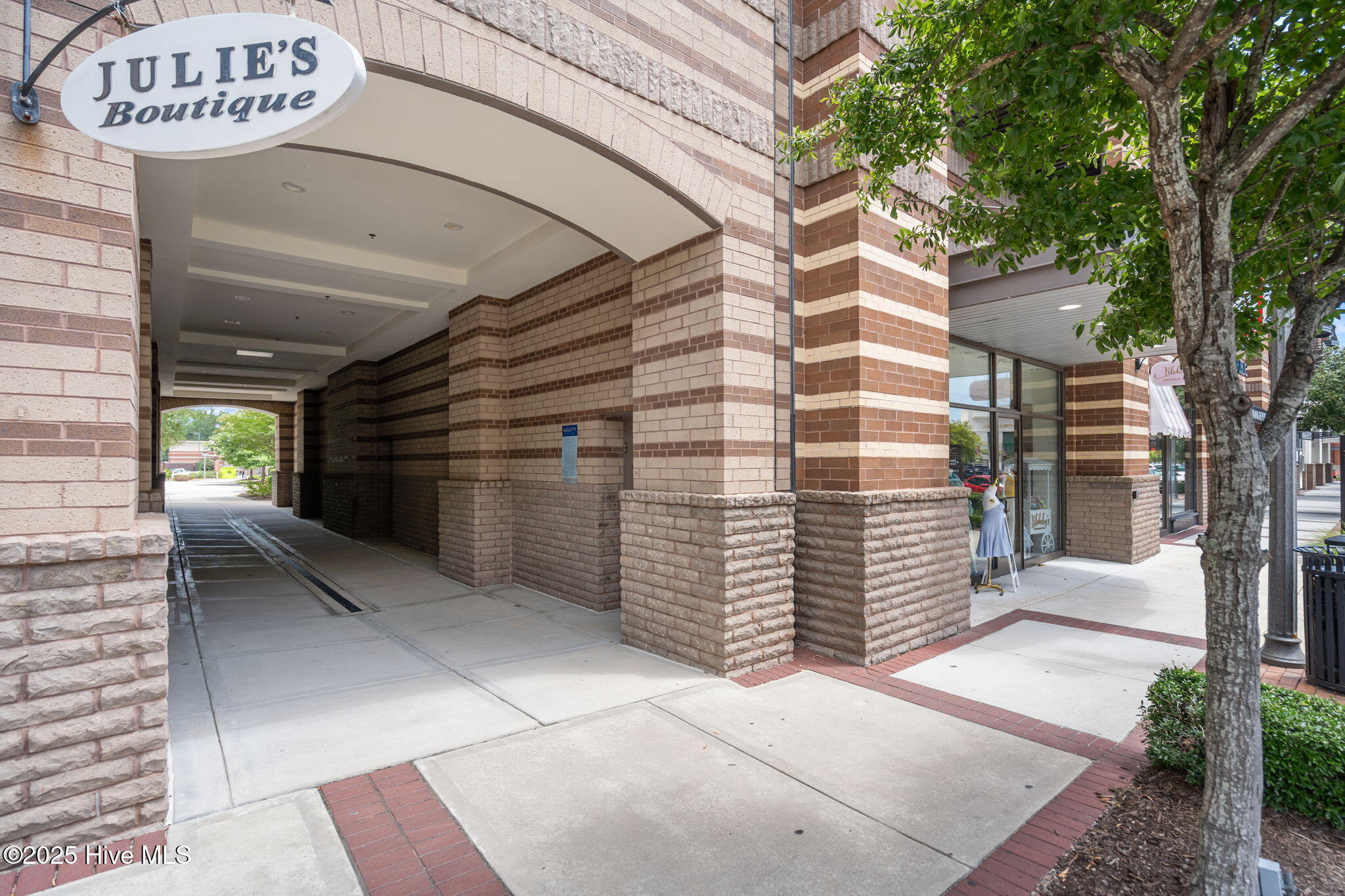 6831 Main Street, 312