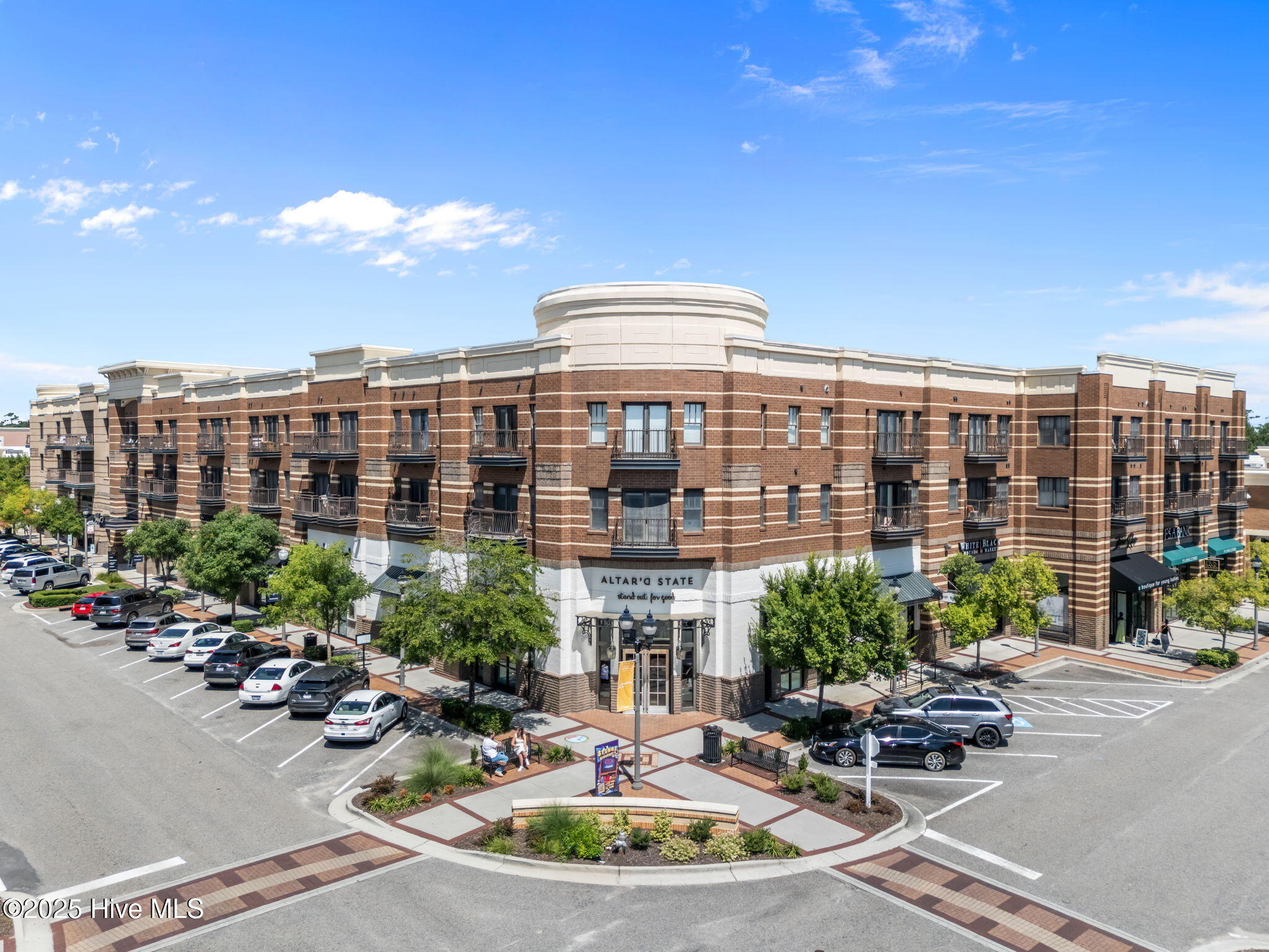 6831 Main Street, 312