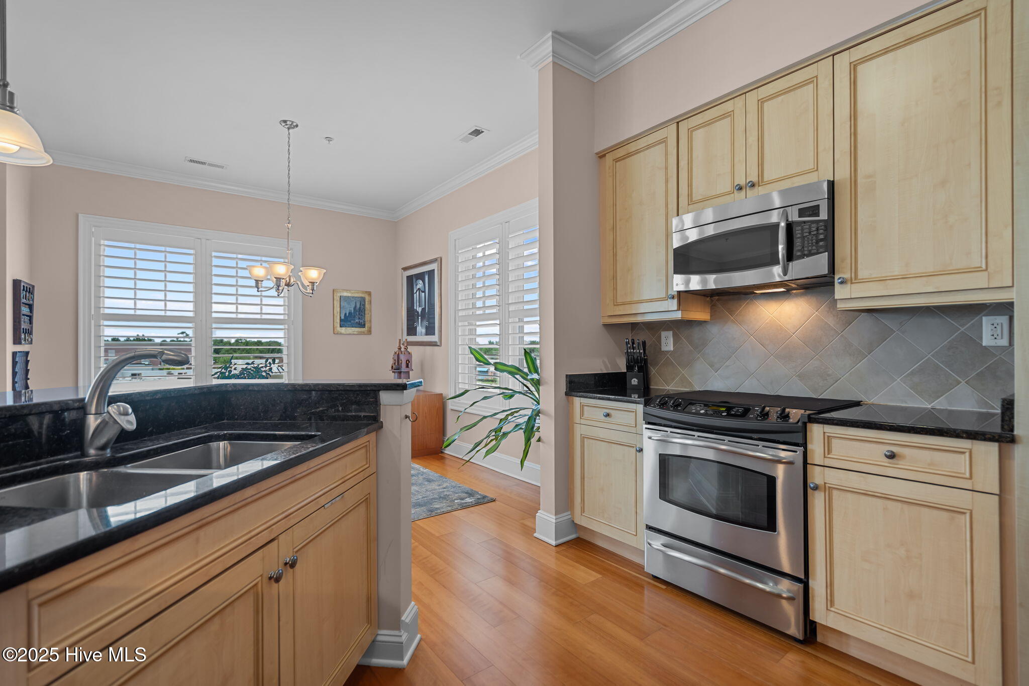 6831 Main Street, 312