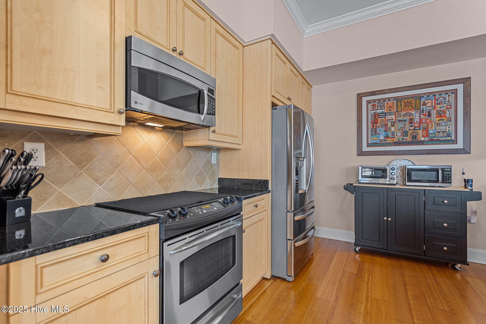 6831 Main Street, 312