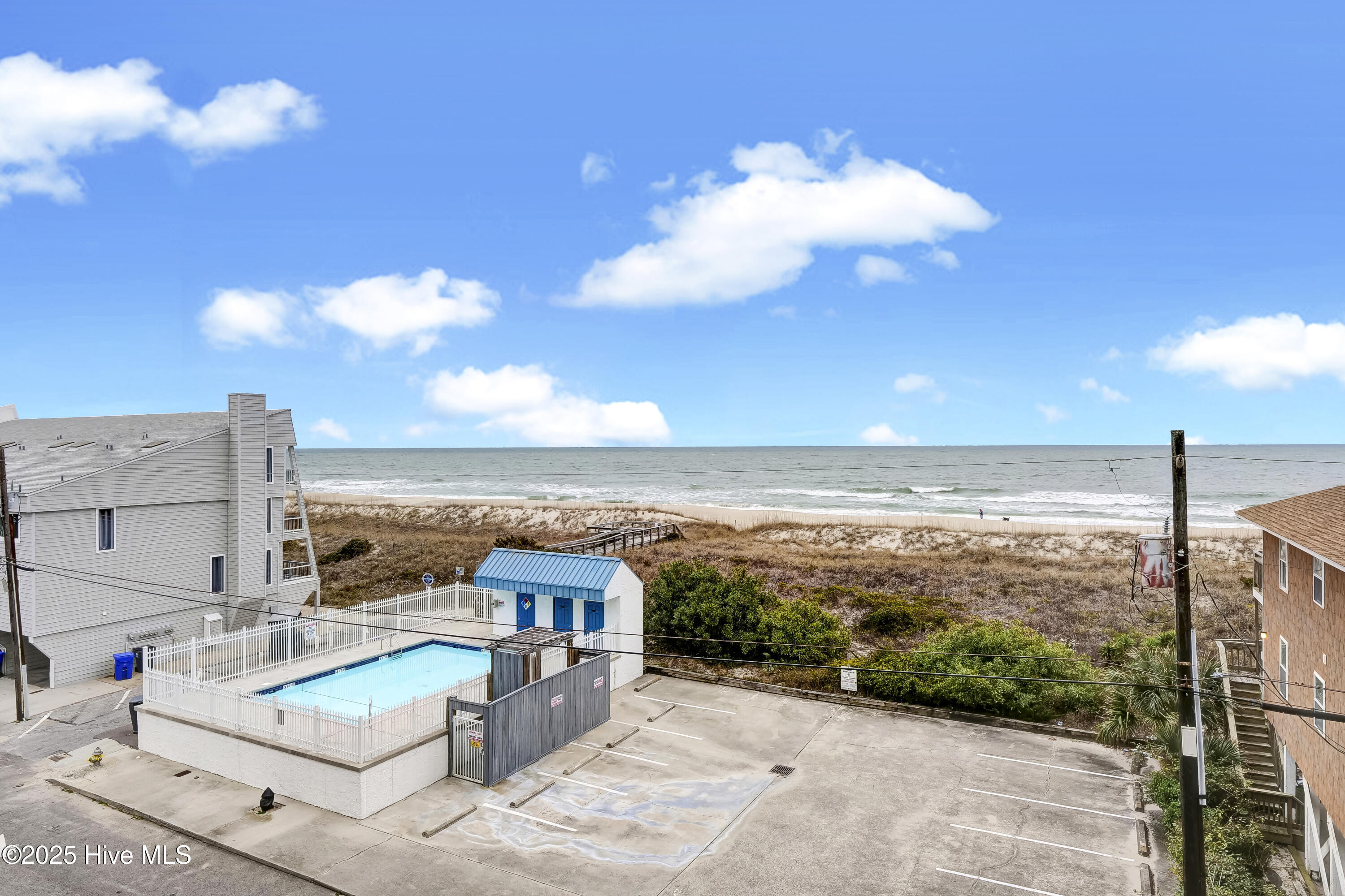 901 S Lake Park Boulevard, 304