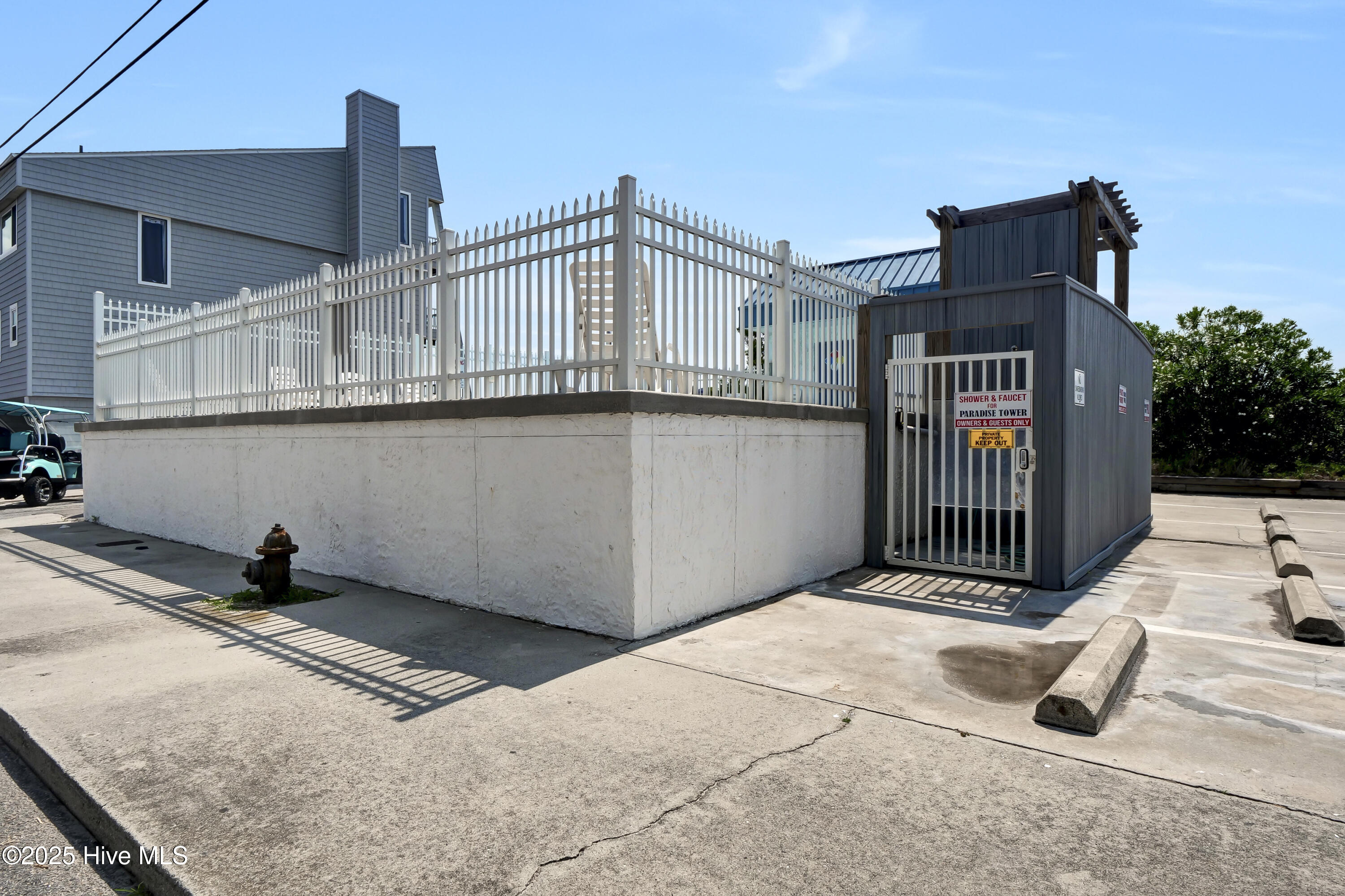 901 S Lake Park Boulevard, 304