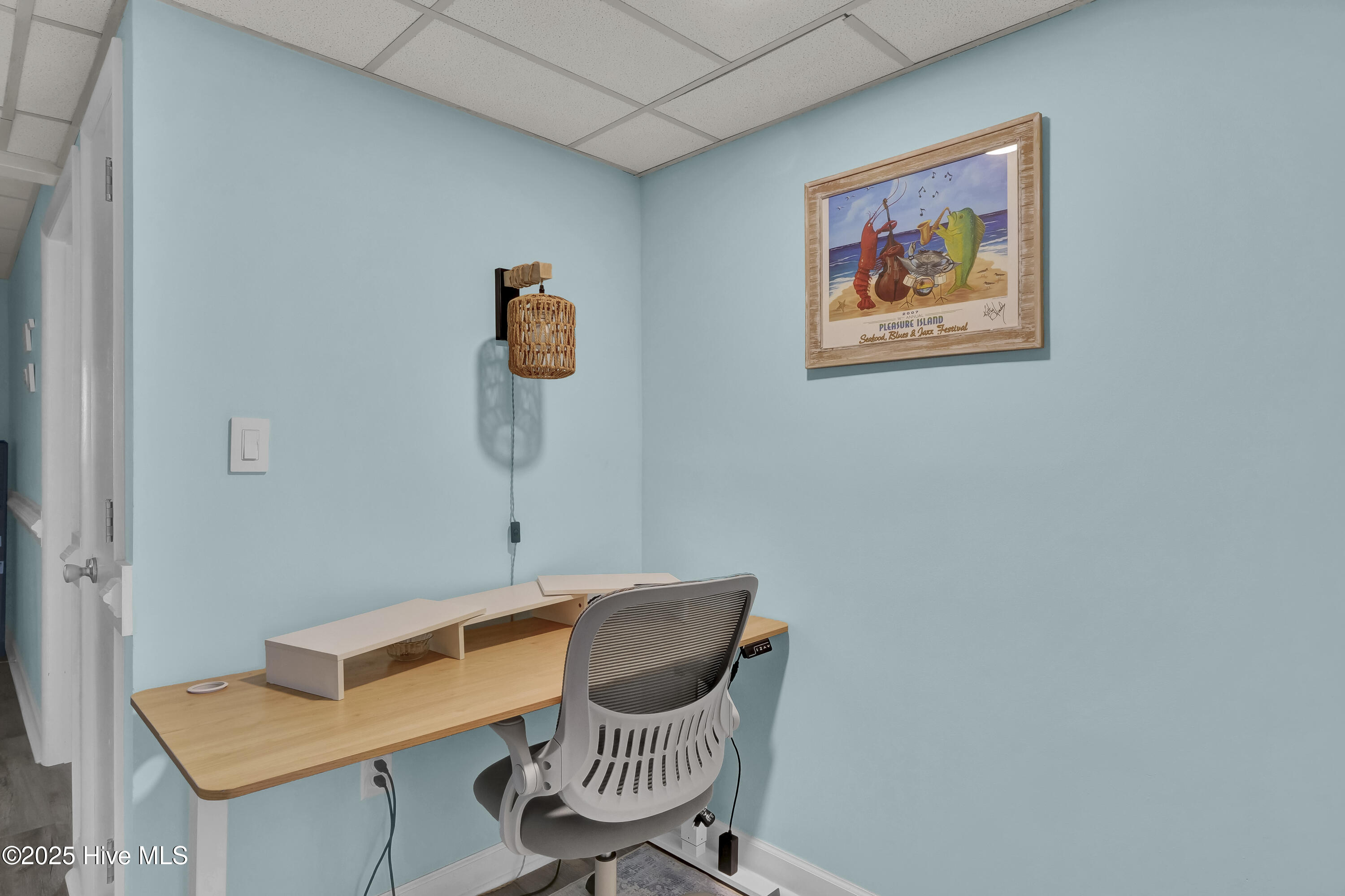 901 S Lake Park Boulevard, 304