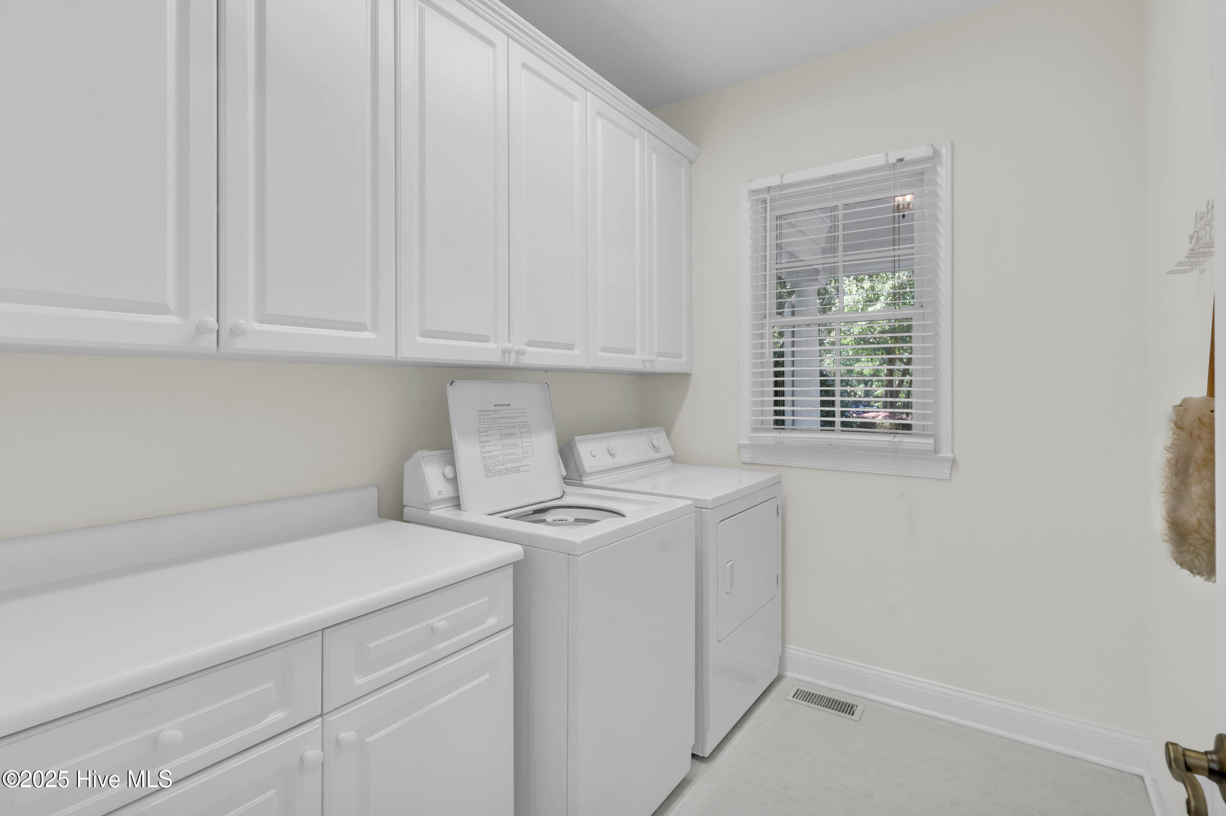 630 Valverda Street SW, Supply