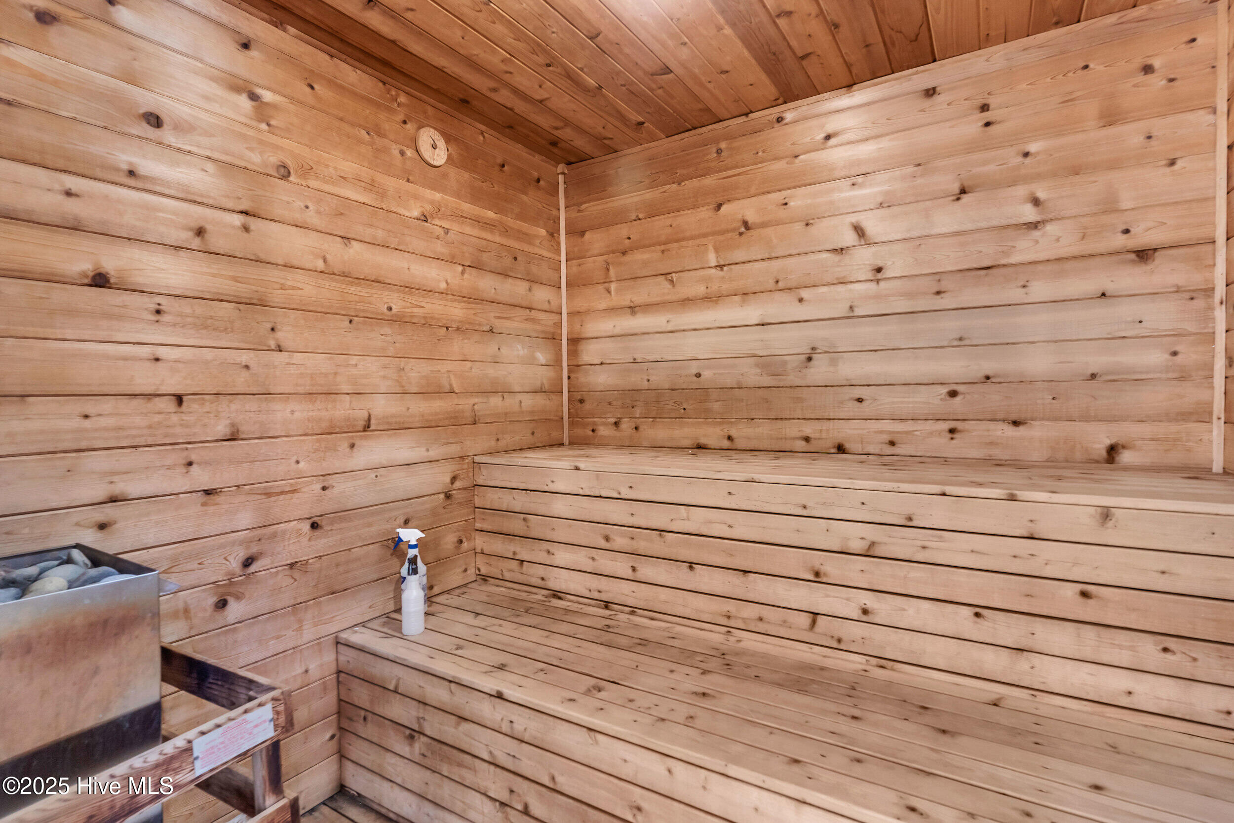 630 Valverda Street SW, Supply