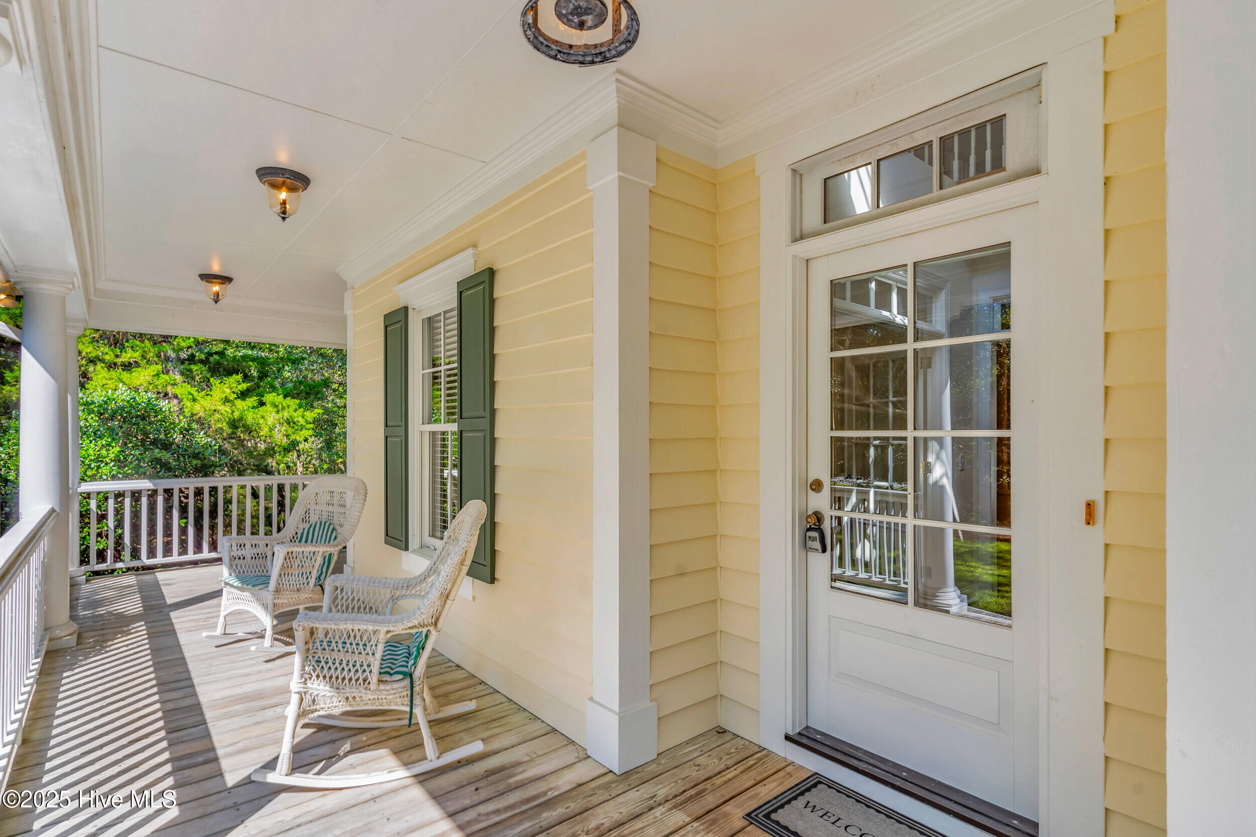 630 Valverda Street SW, Supply