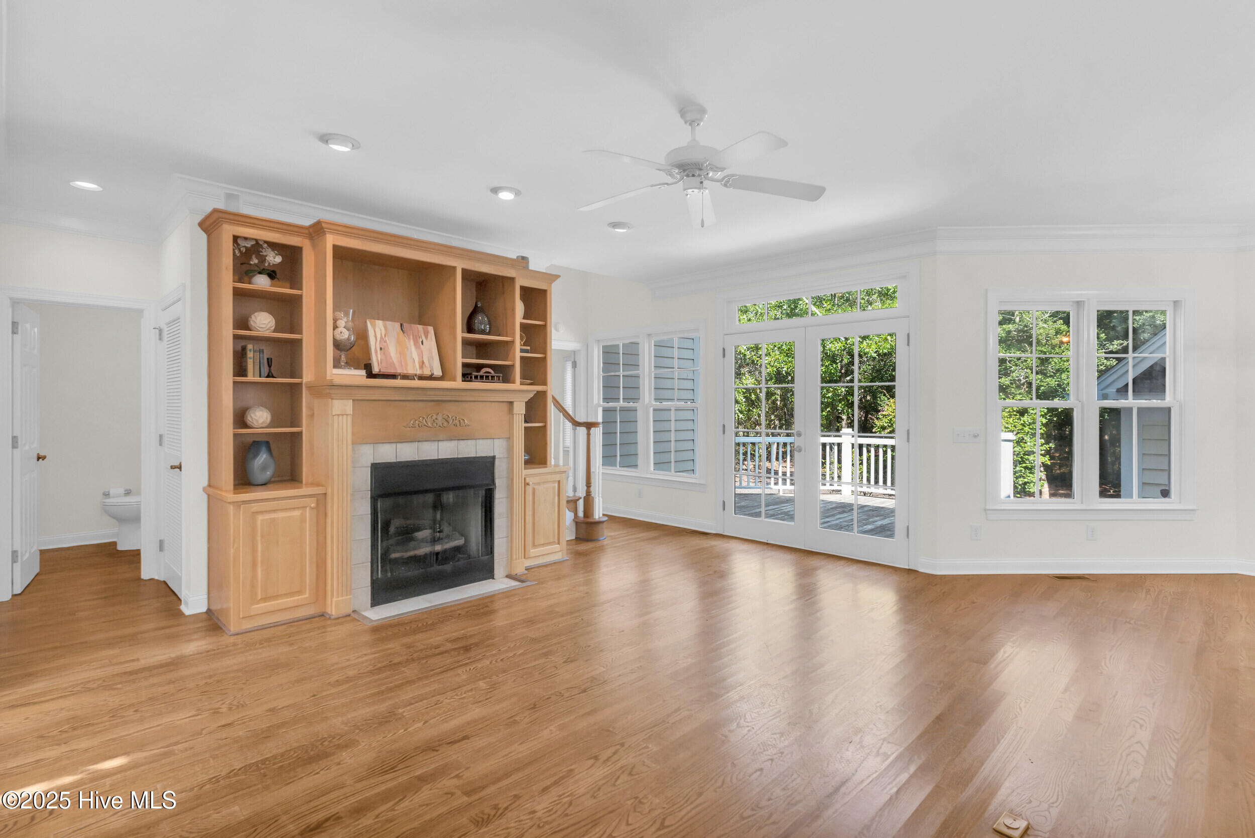 630 Valverda Street SW, Supply