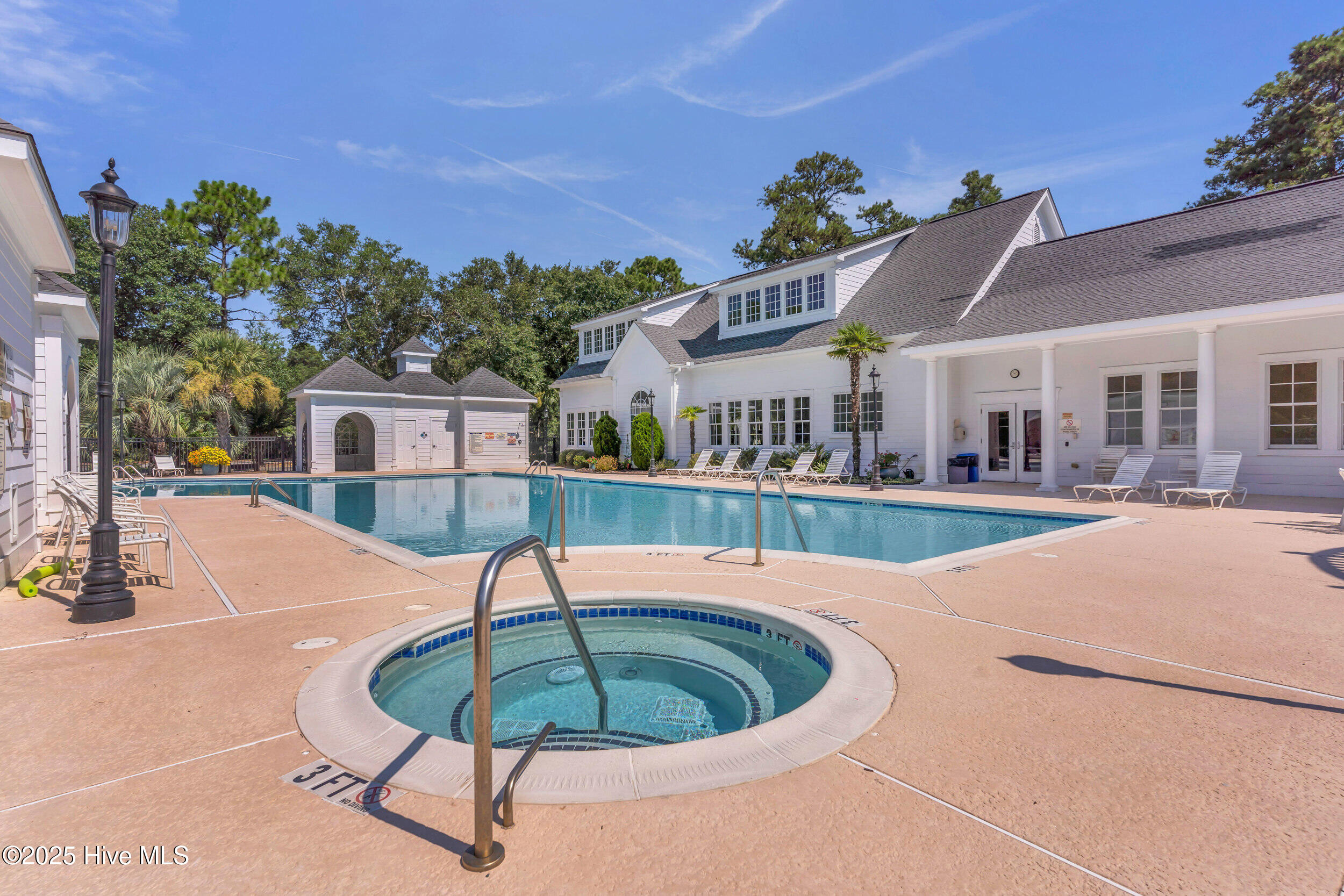 630 Valverda Street SW, Supply