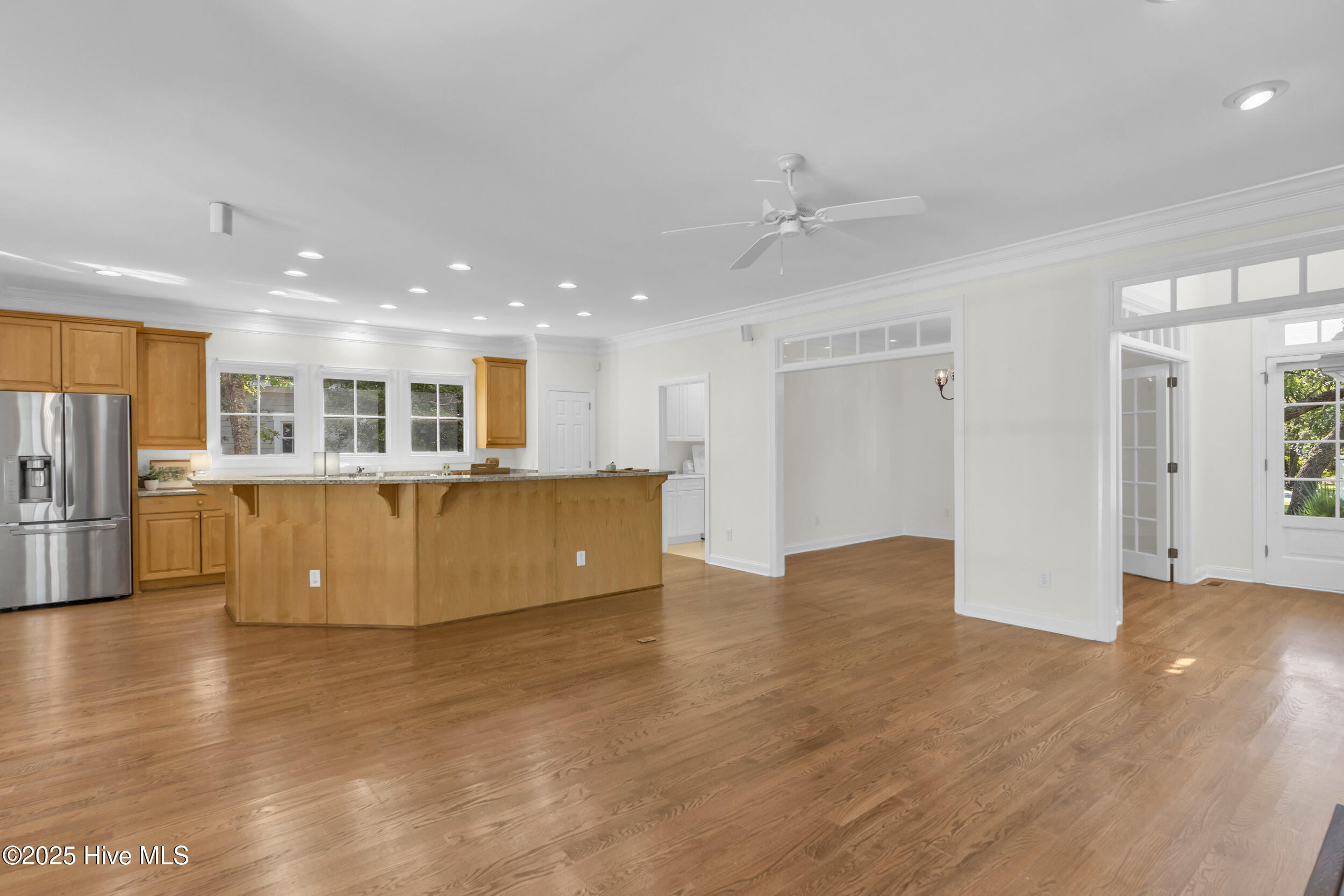 630 Valverda Street SW, Supply