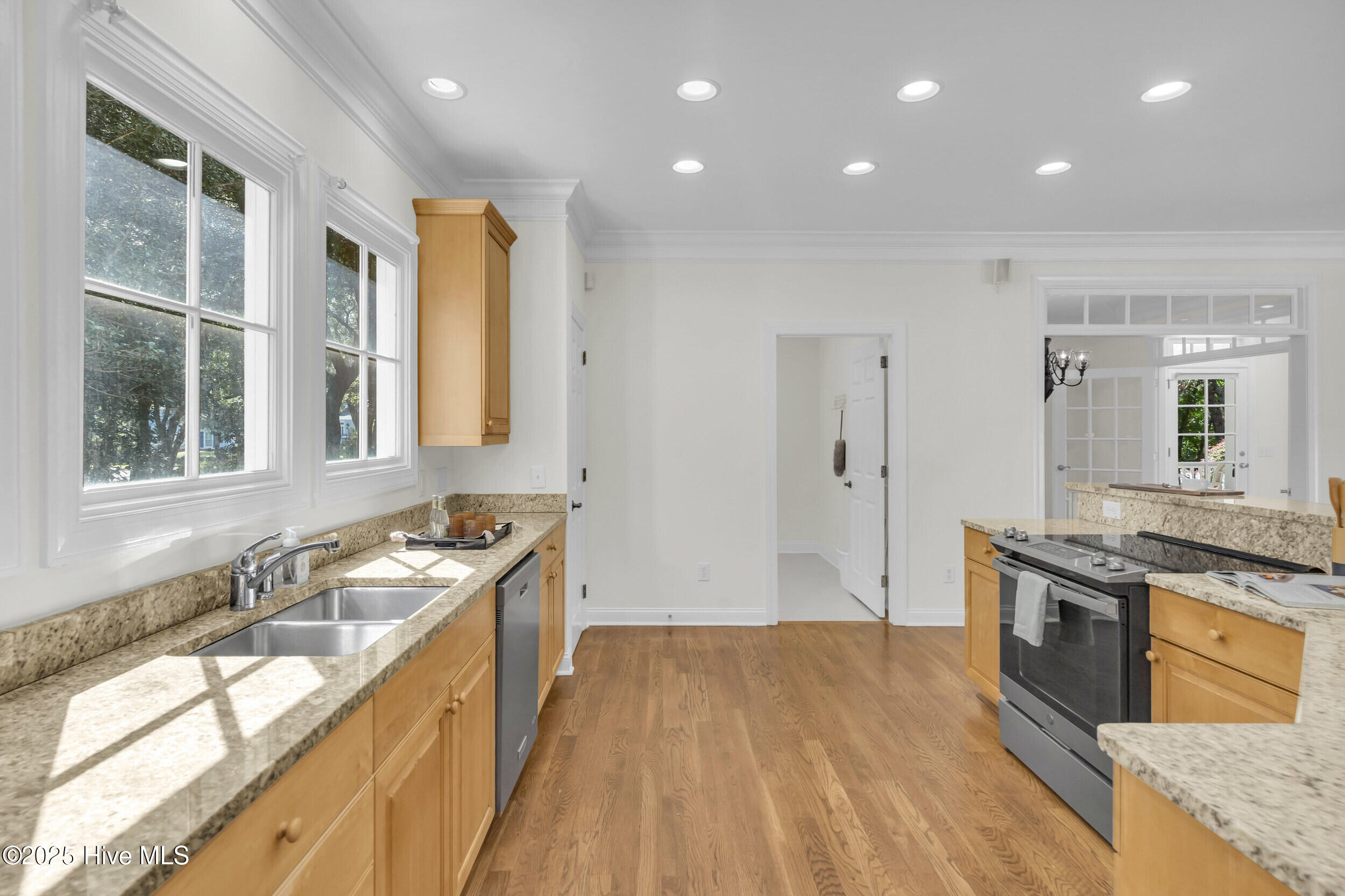 630 Valverda Street SW, Supply