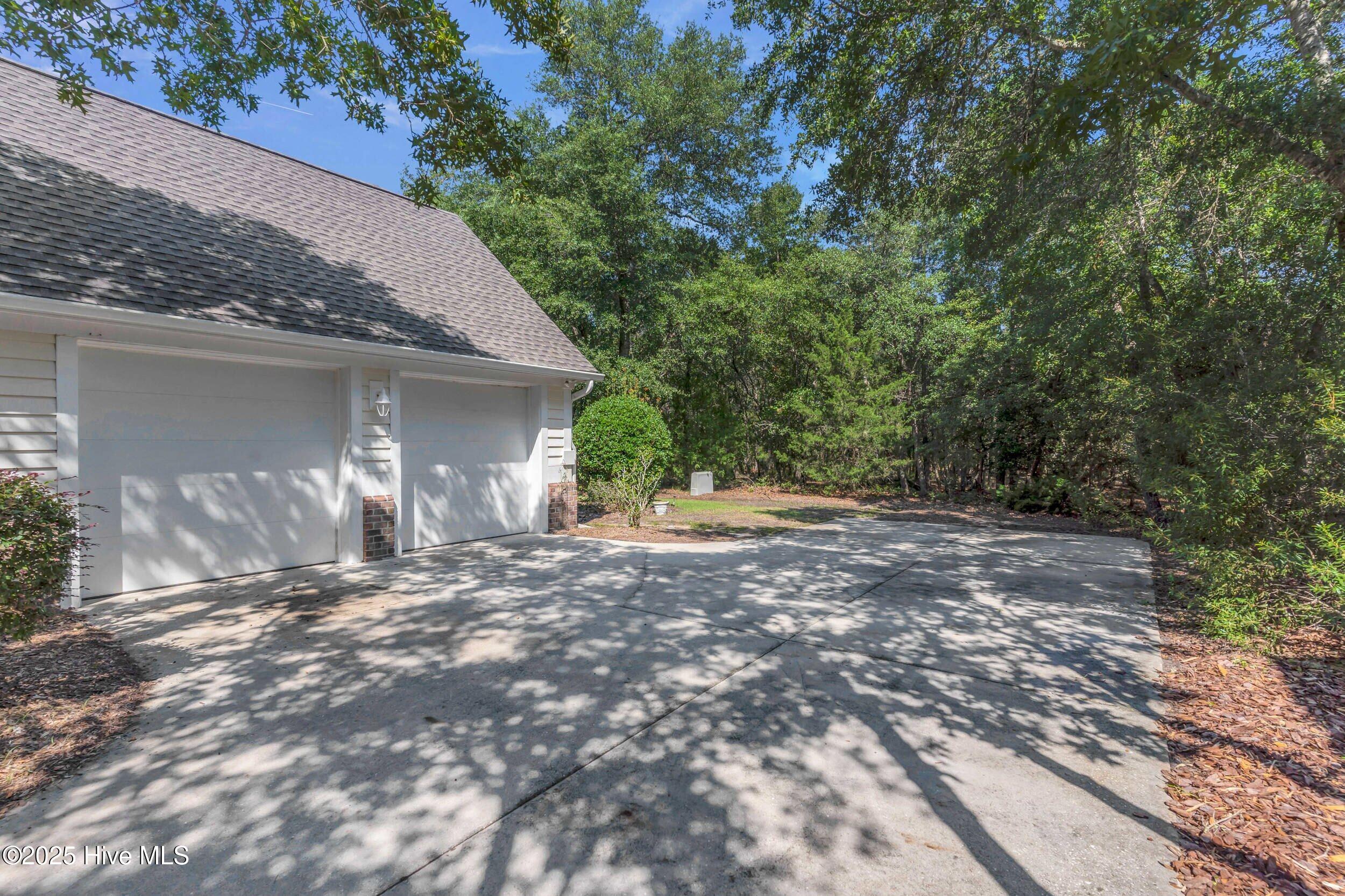 630 Valverda Street SW, Supply