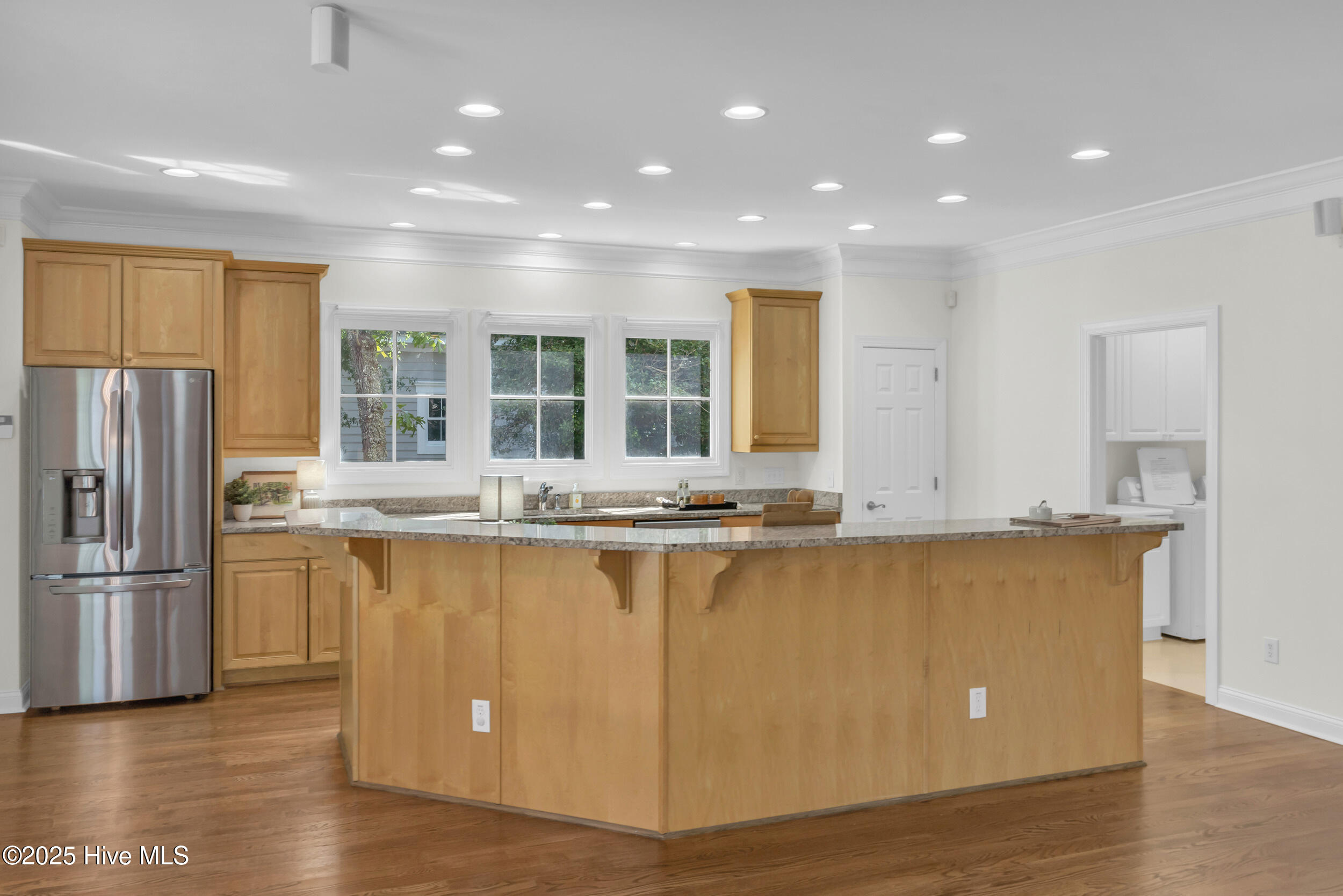 630 Valverda Street SW, Supply