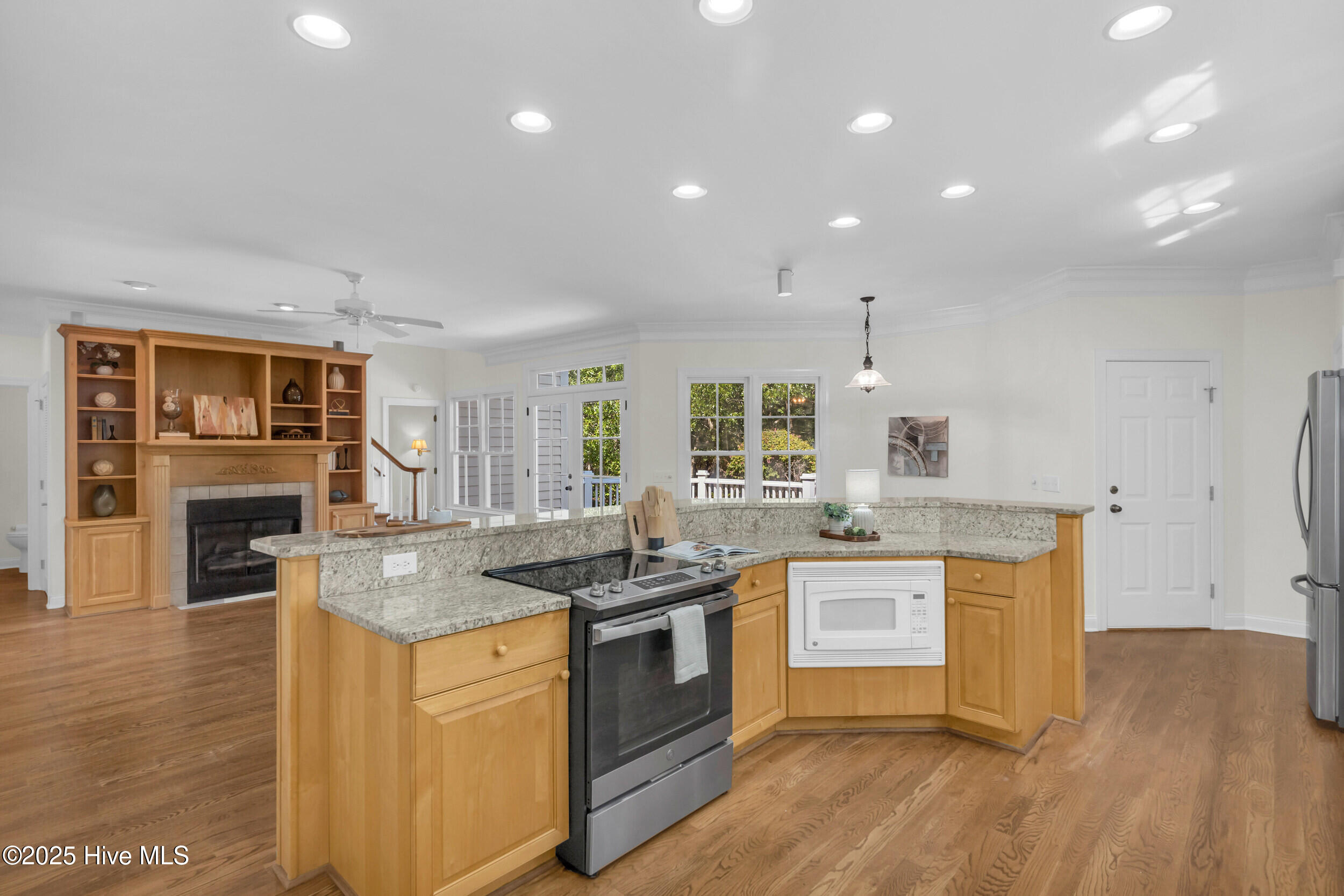 630 Valverda Street SW, Supply