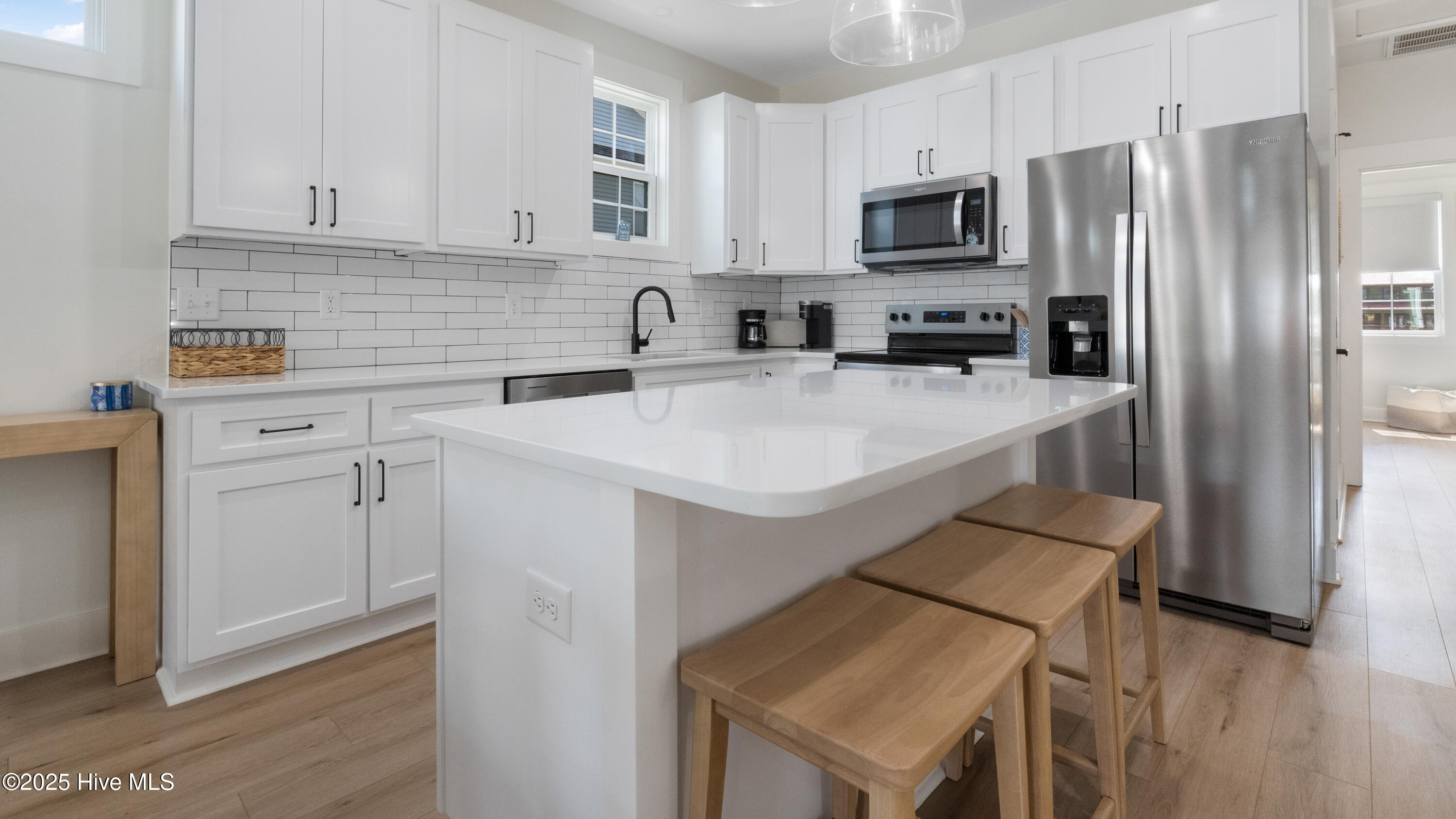 1205 Mackerel Lane, 1