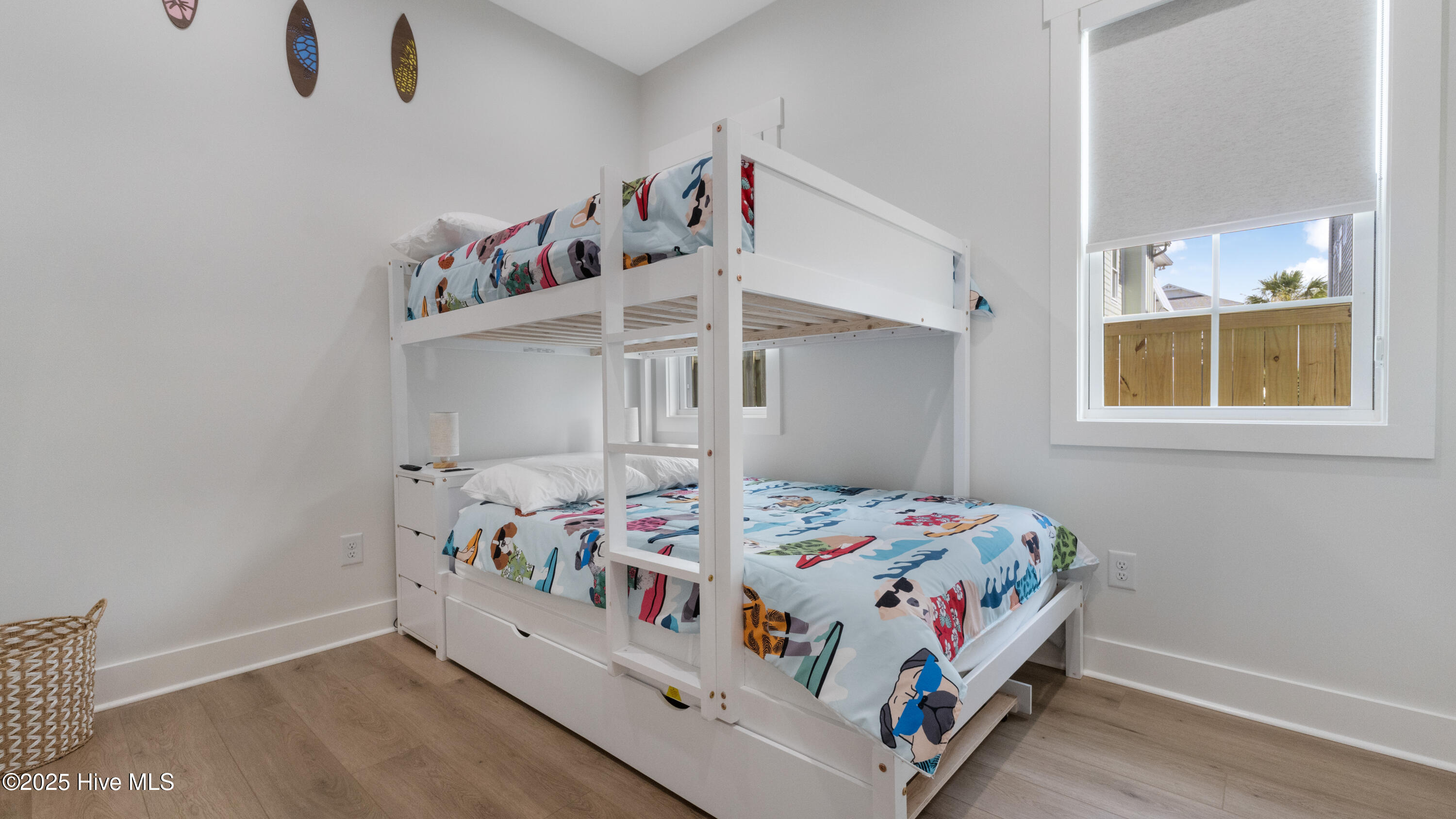 1205 Mackerel Lane, 1