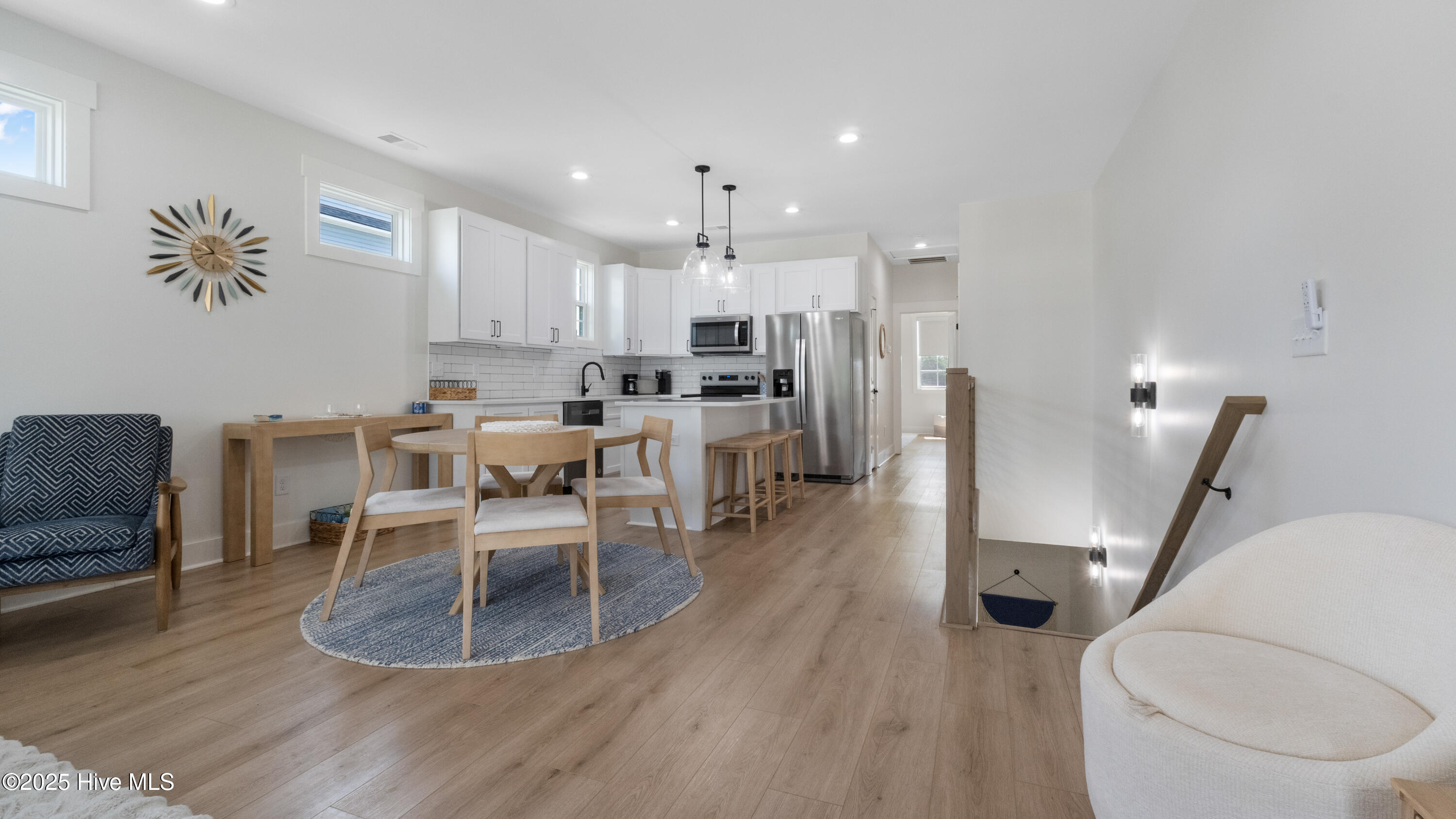 1205 Mackerel Lane, 1