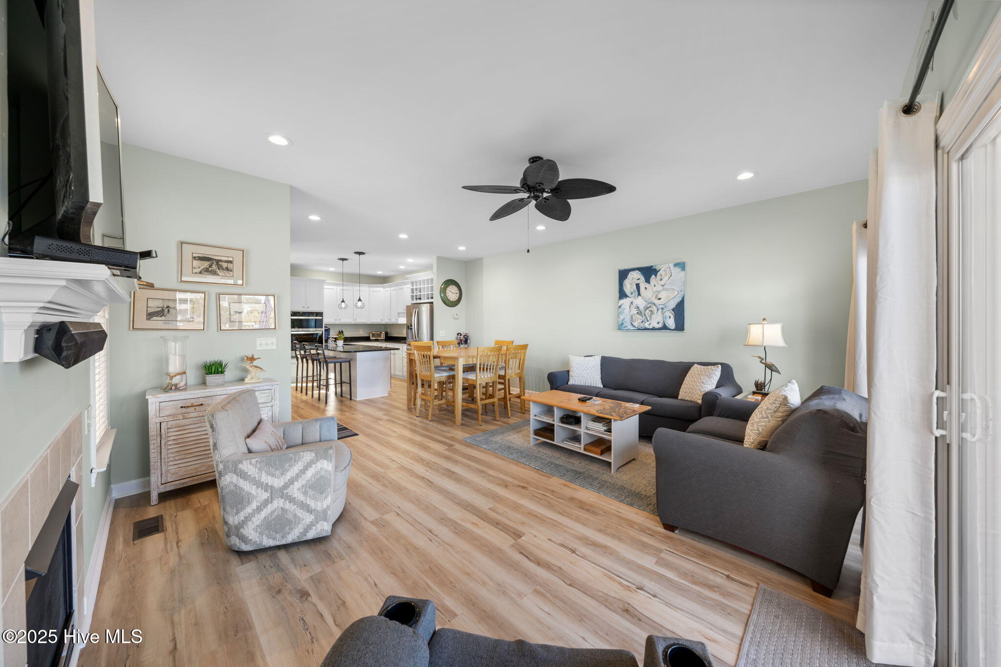 314 Columbia Avenue, 2