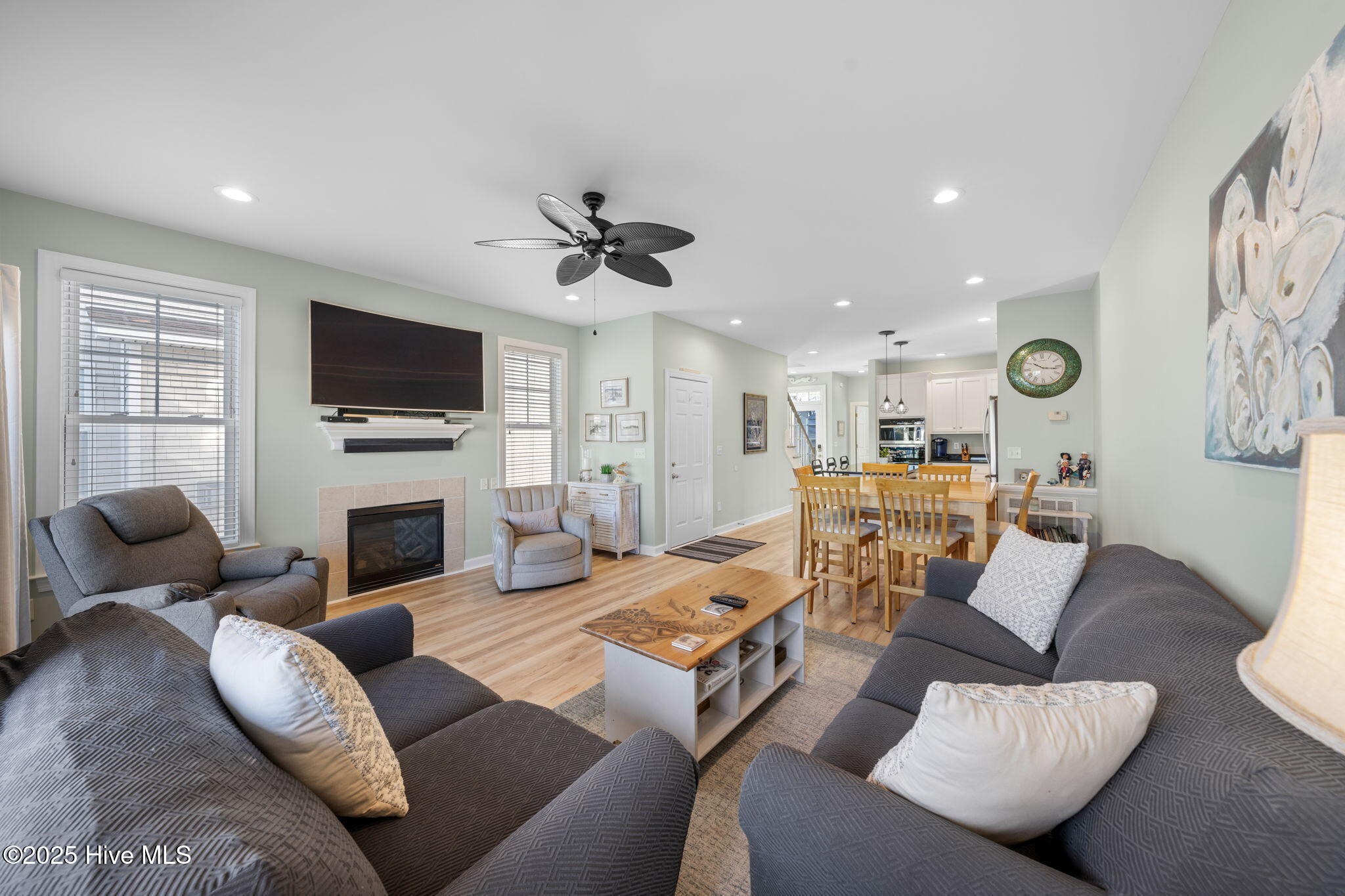 314 Columbia Avenue, 2