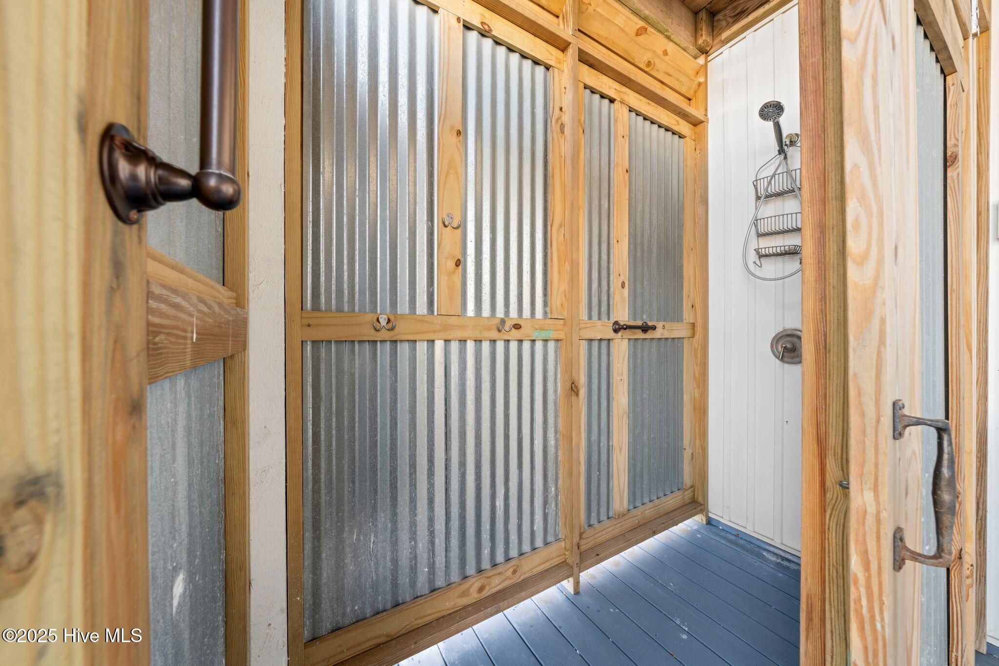 314 Columbia Avenue, 2