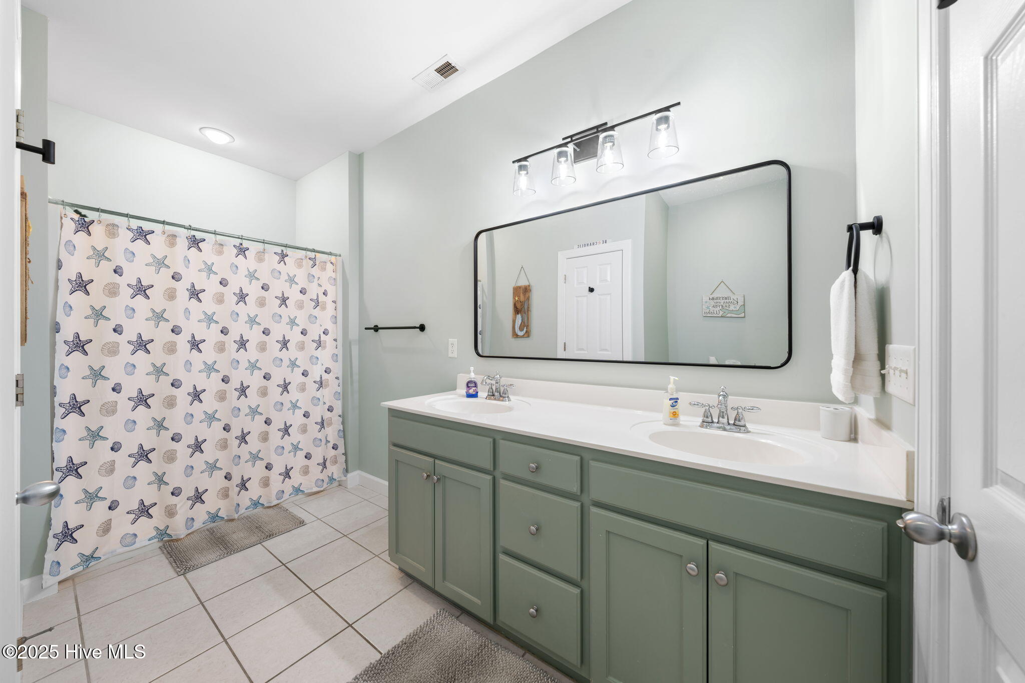 314 Columbia Avenue, 2