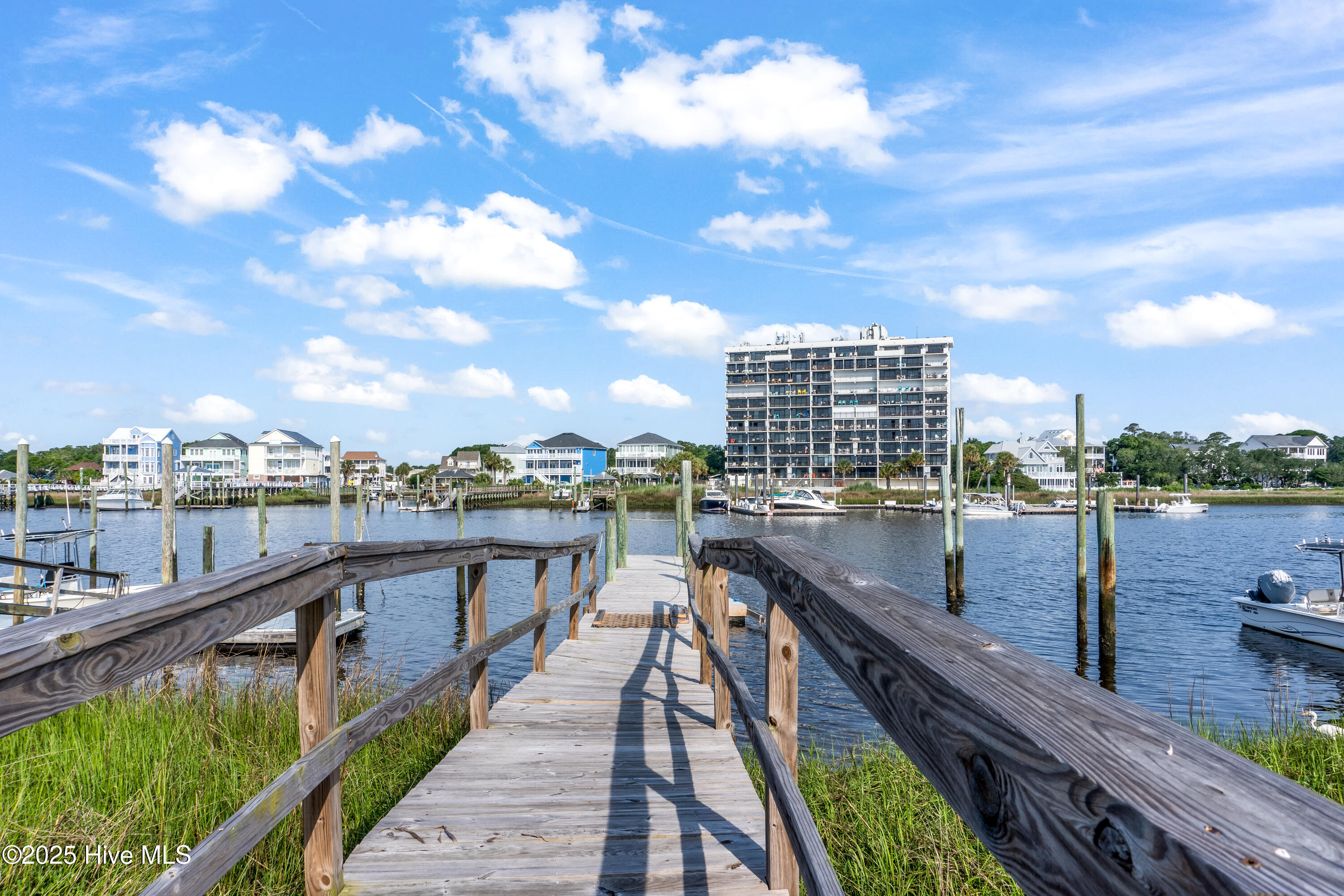 717 Canal Drive