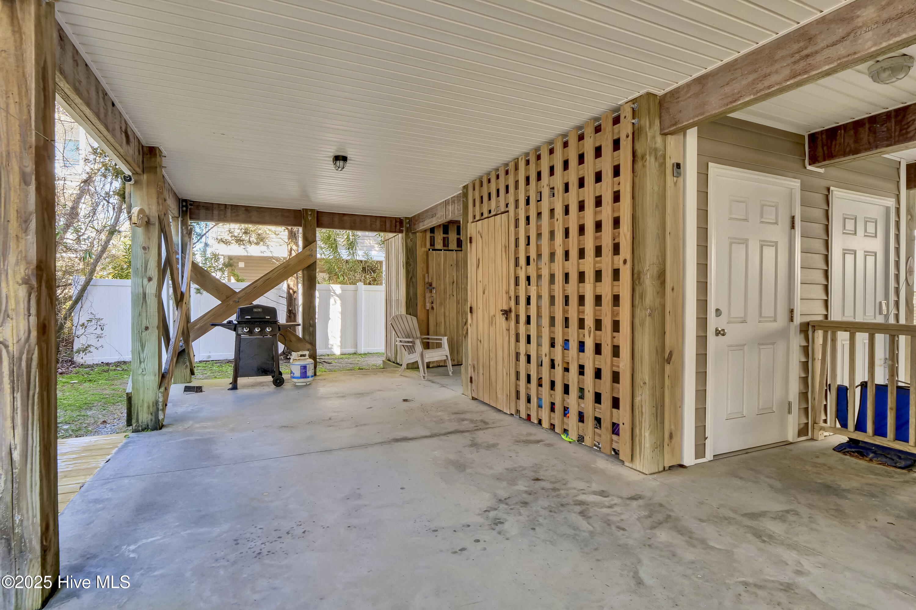 1218 Bowfin Lane, 1