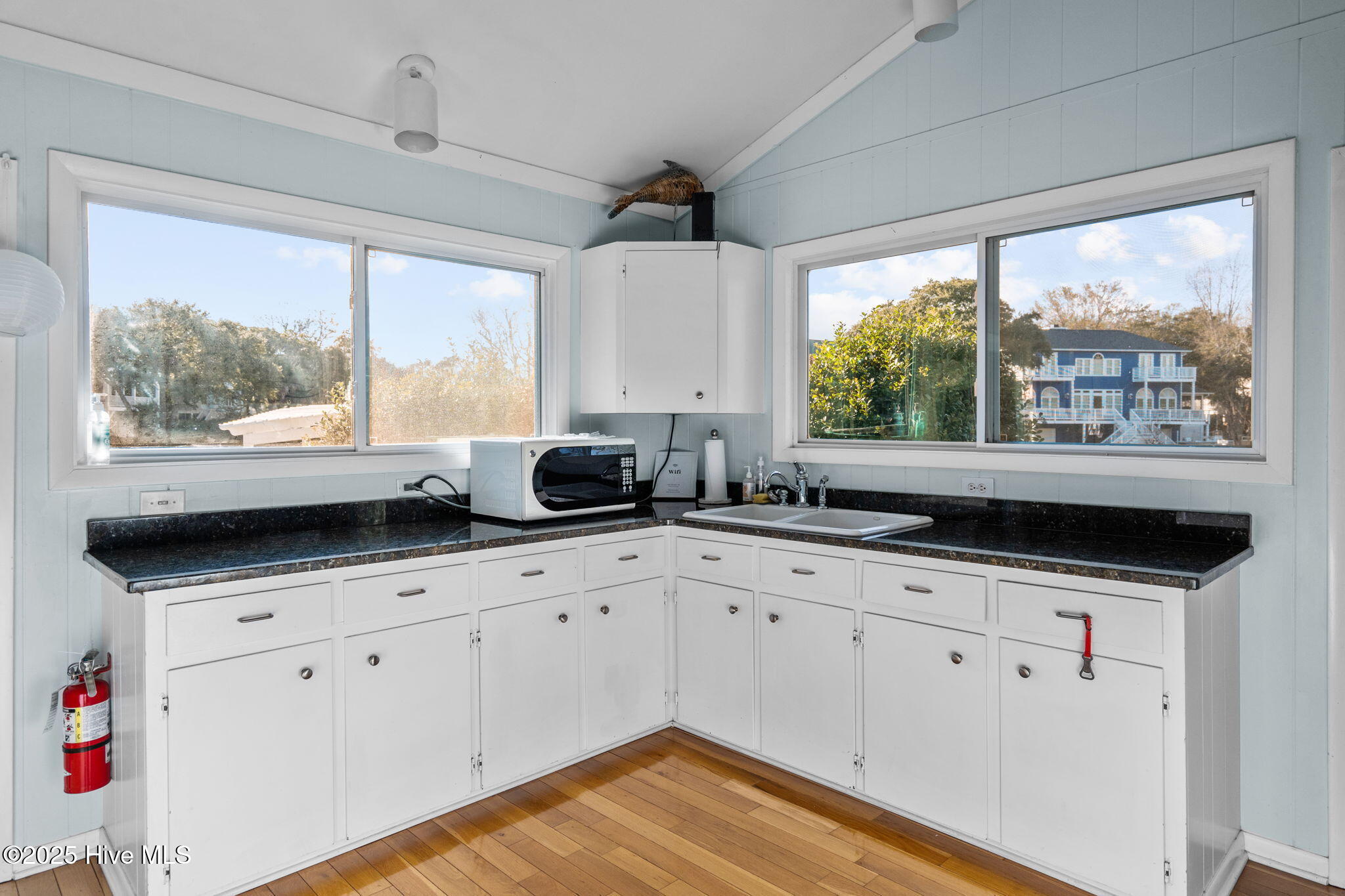 7202 Scallop Lane