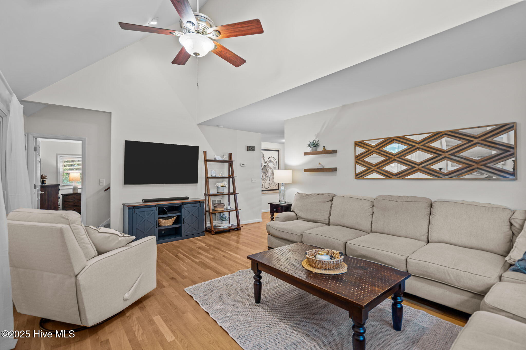7202 Scallop Lane
