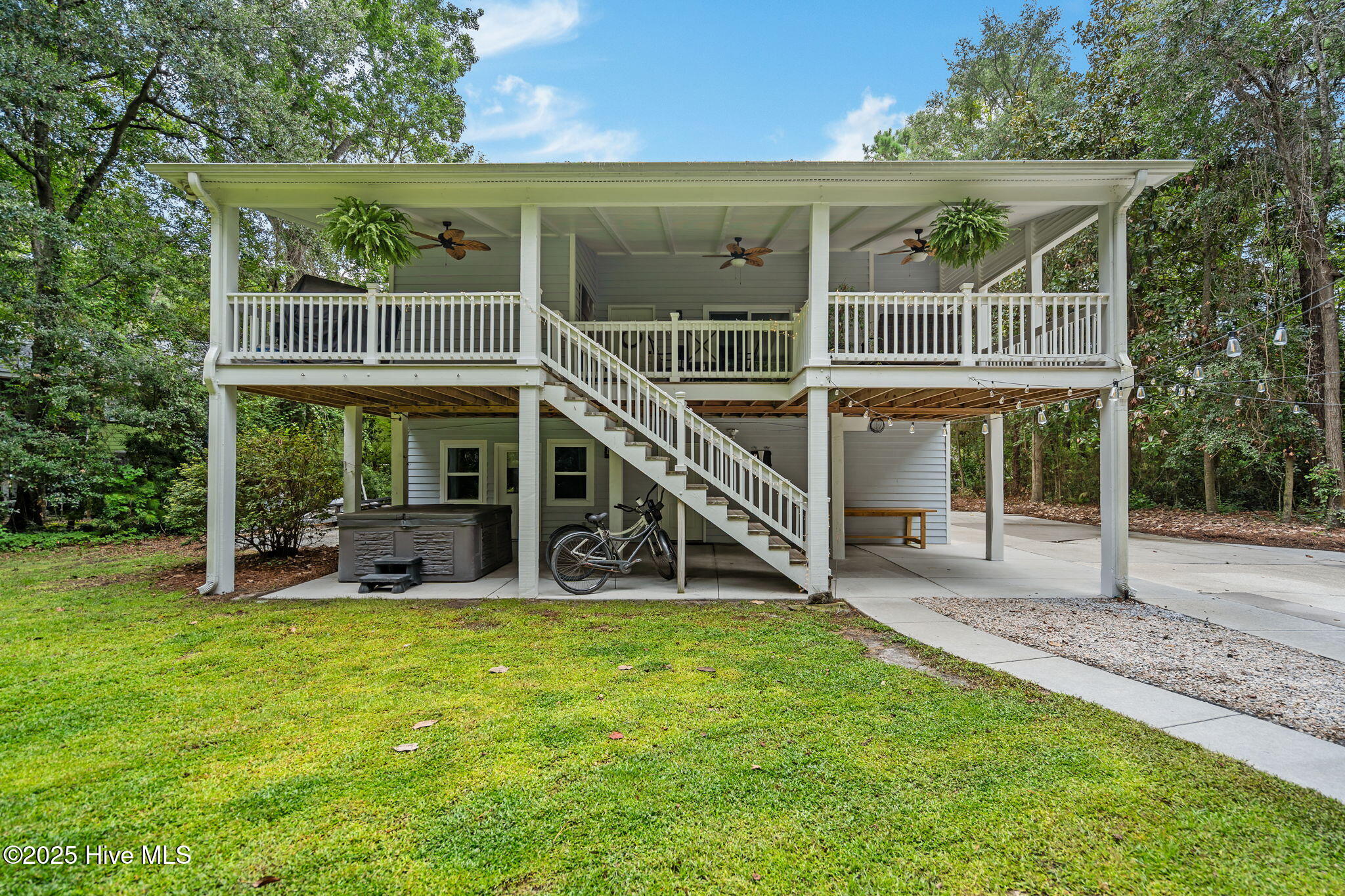 7202 Scallop Lane