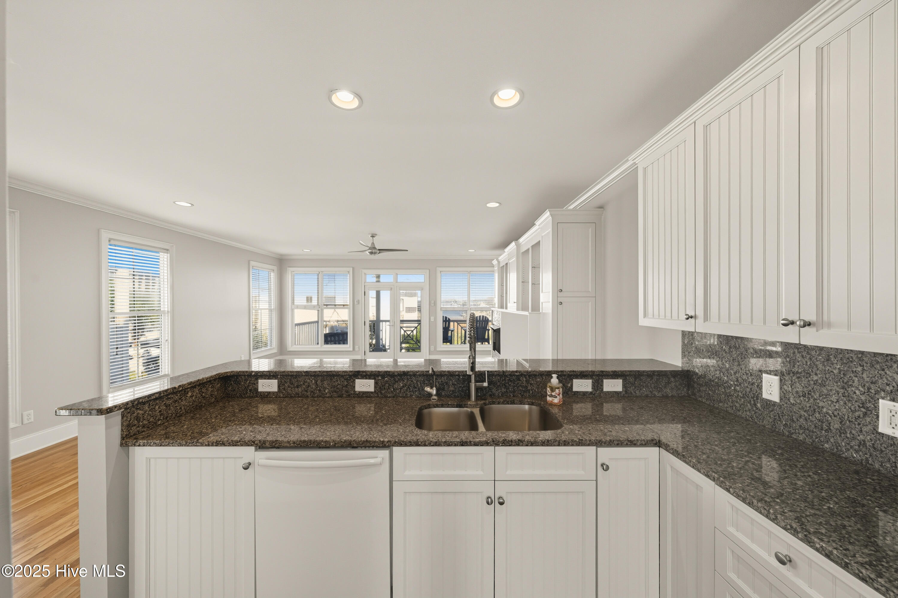 1532 Island Marina Drive