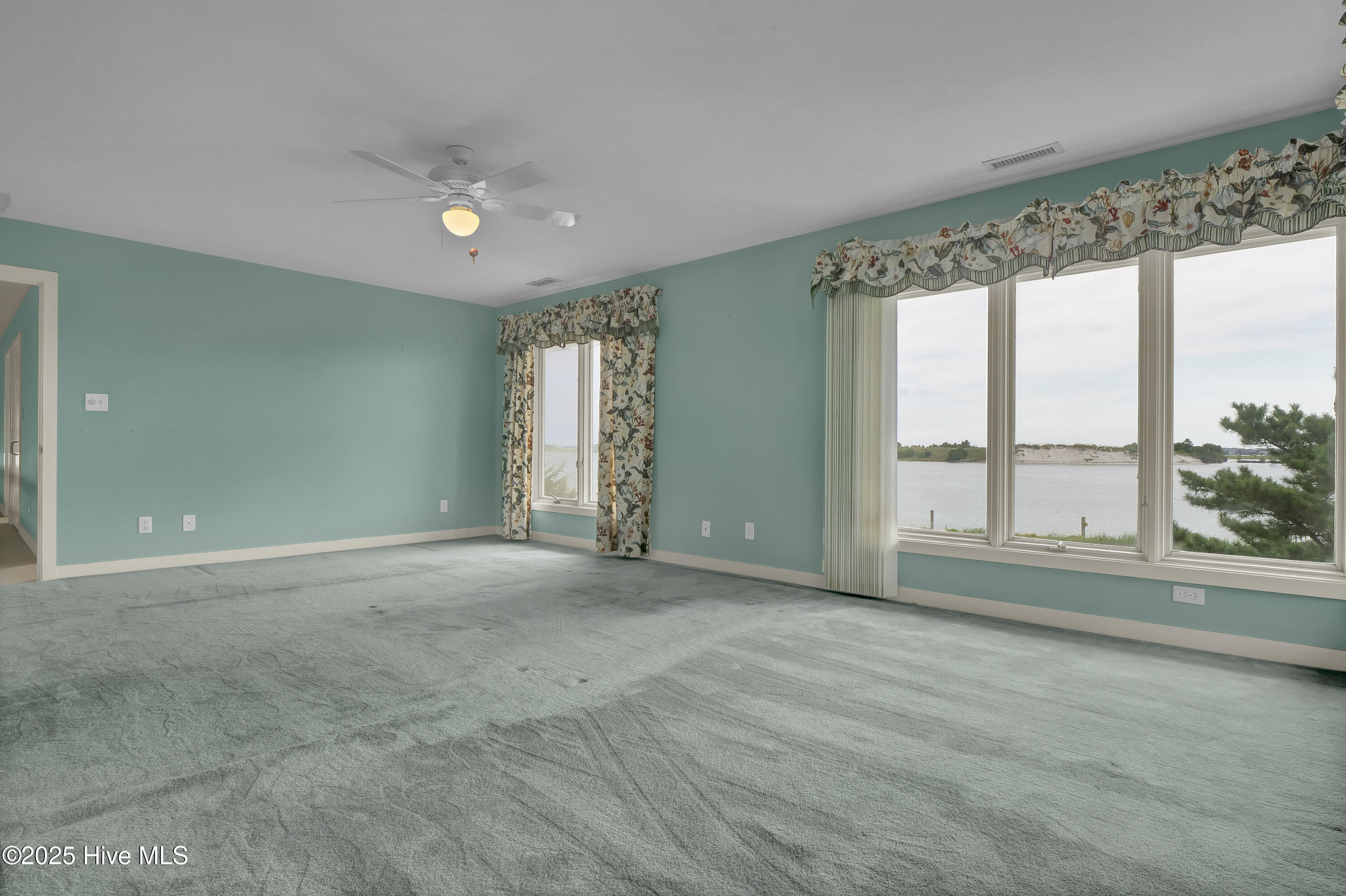 825 Inlet View Drive