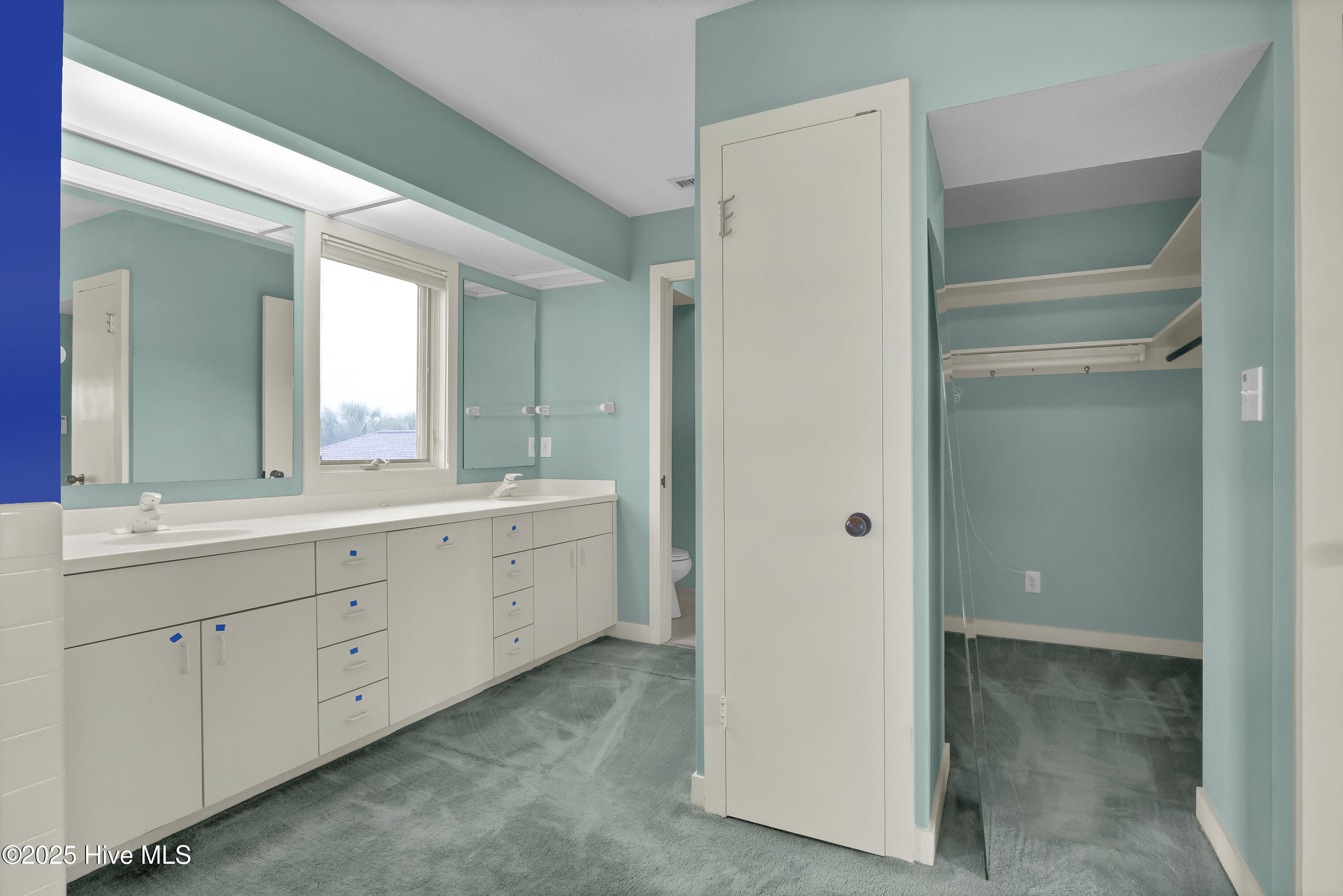 825 Inlet View Drive