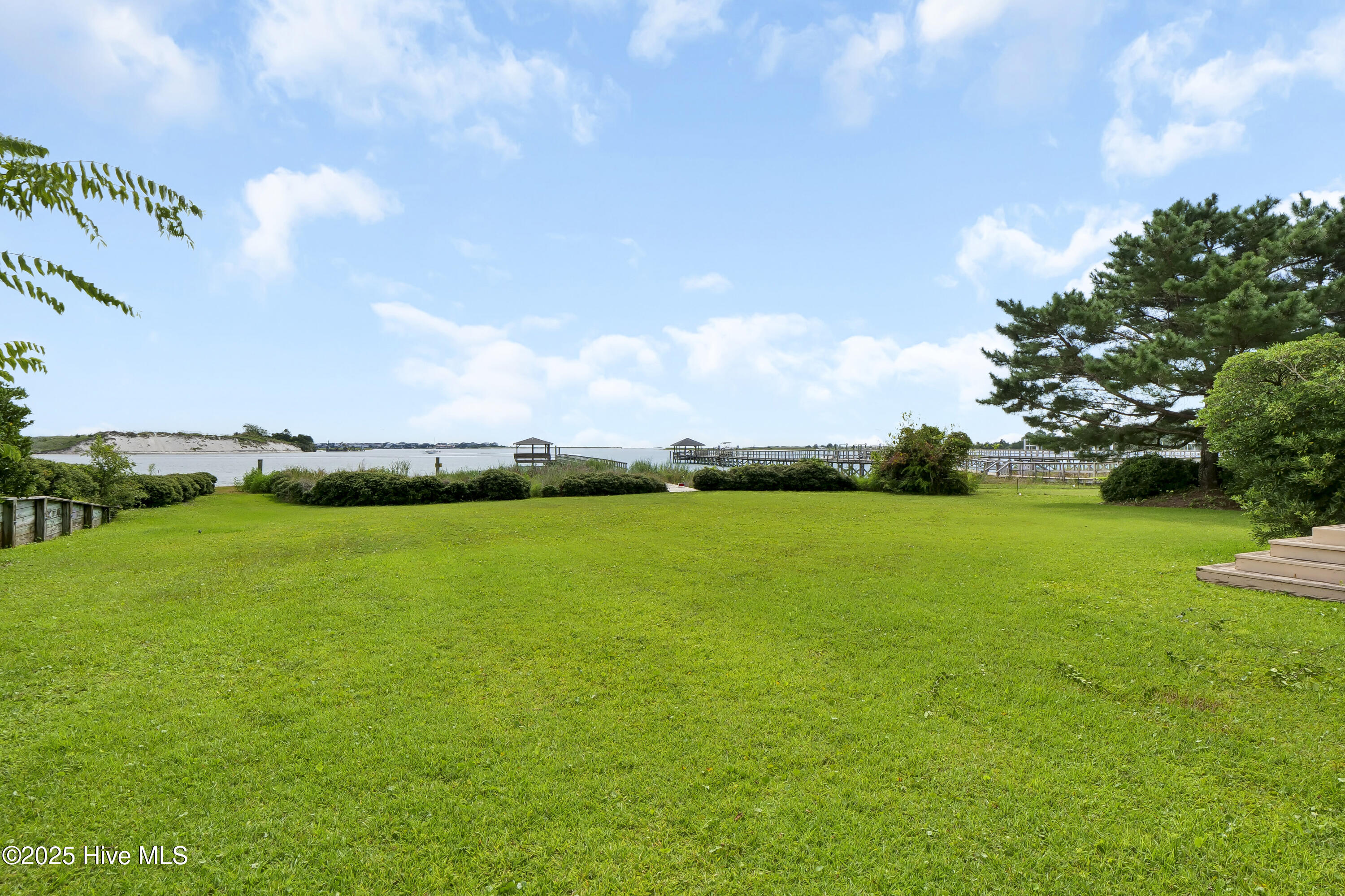 825 Inlet View Drive