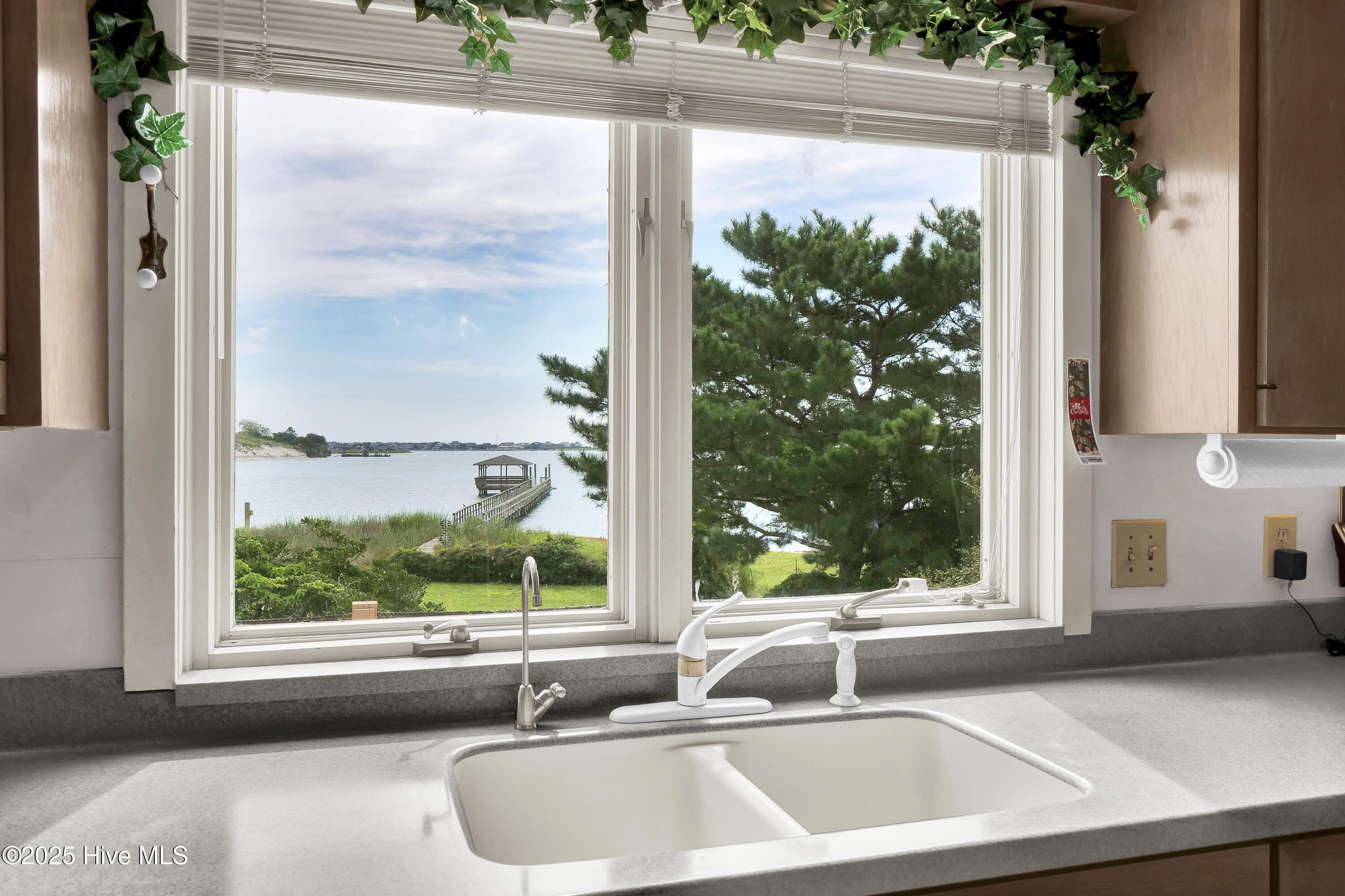 825 Inlet View Drive