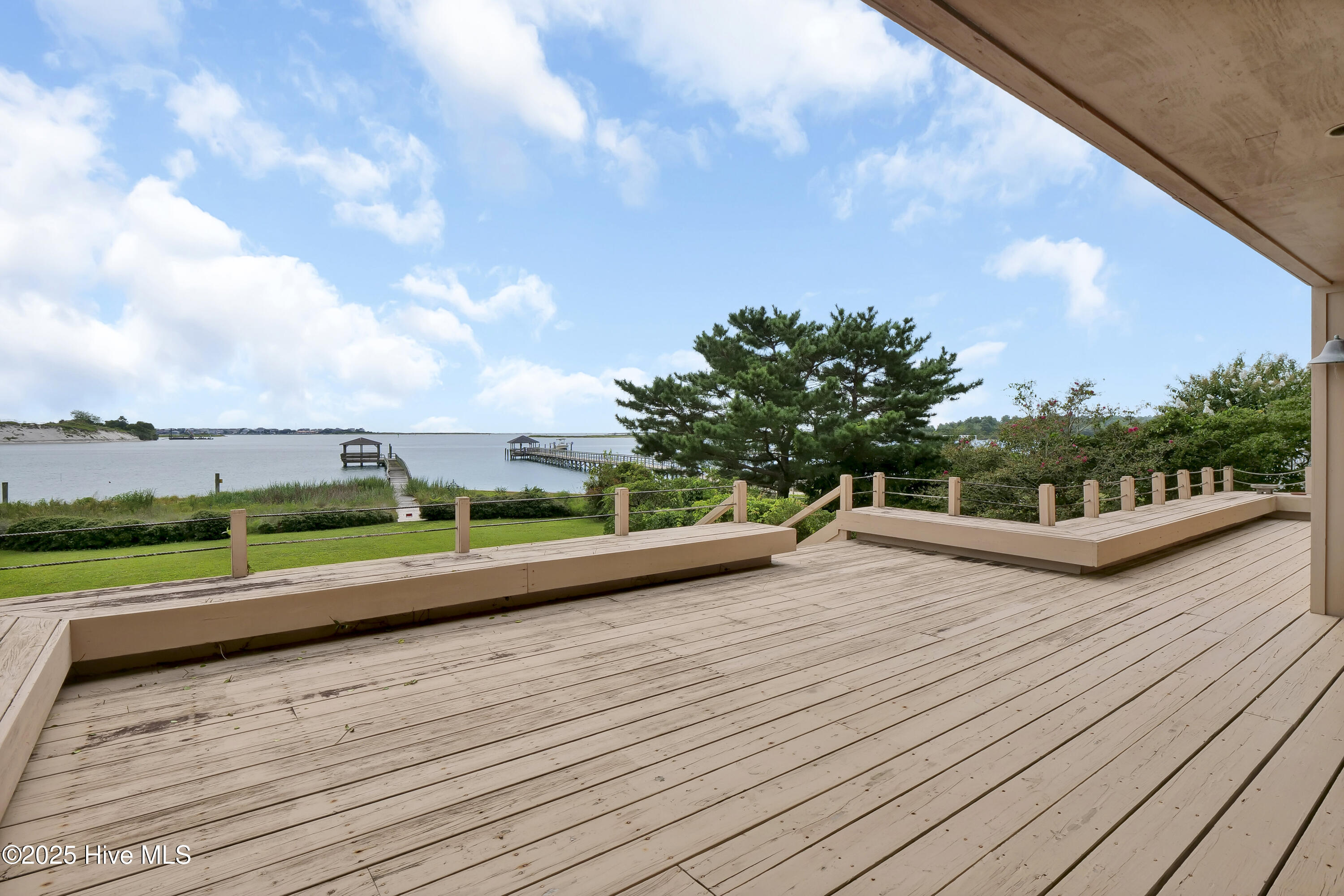 825 Inlet View Drive