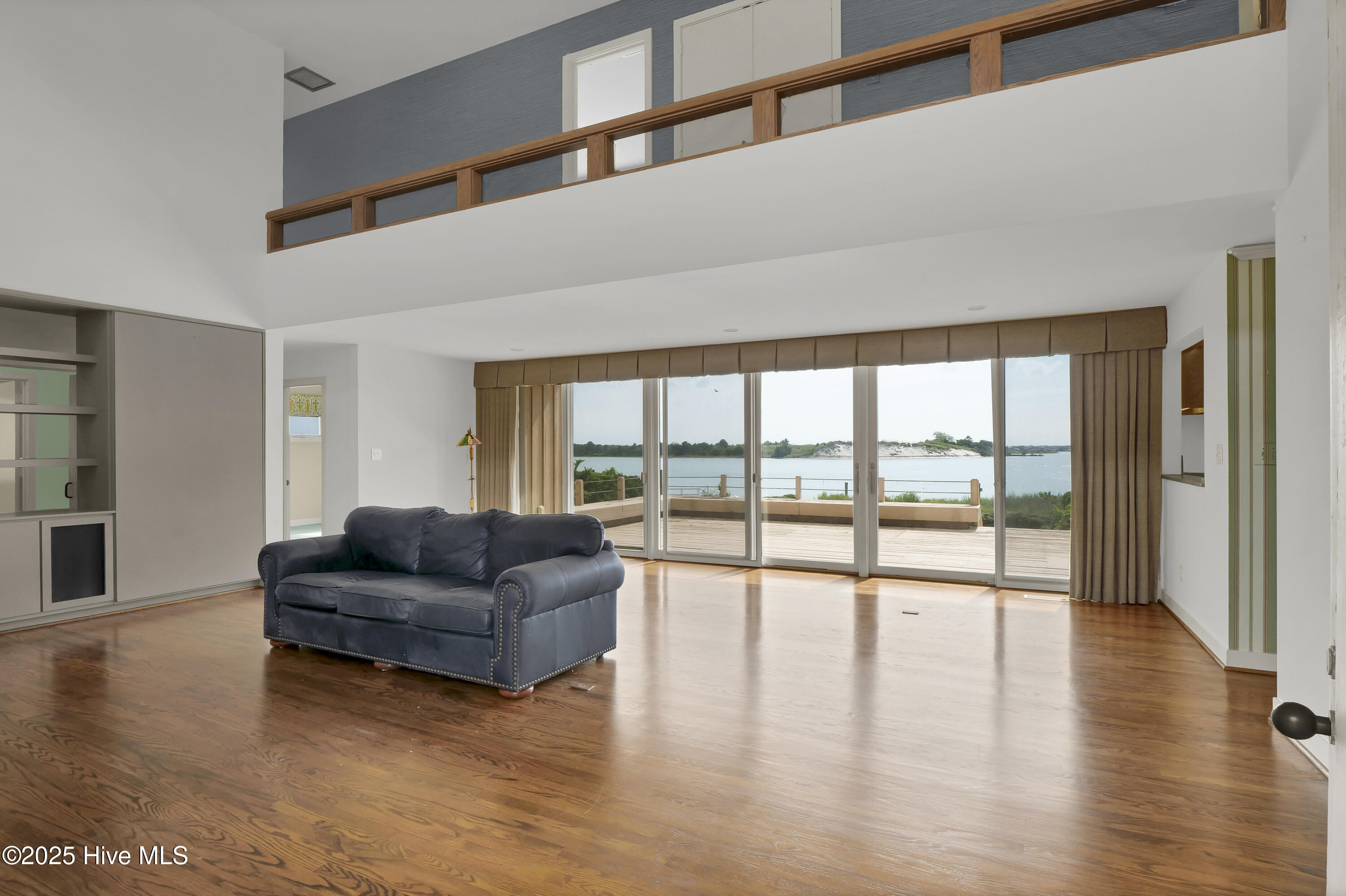 825 Inlet View Drive