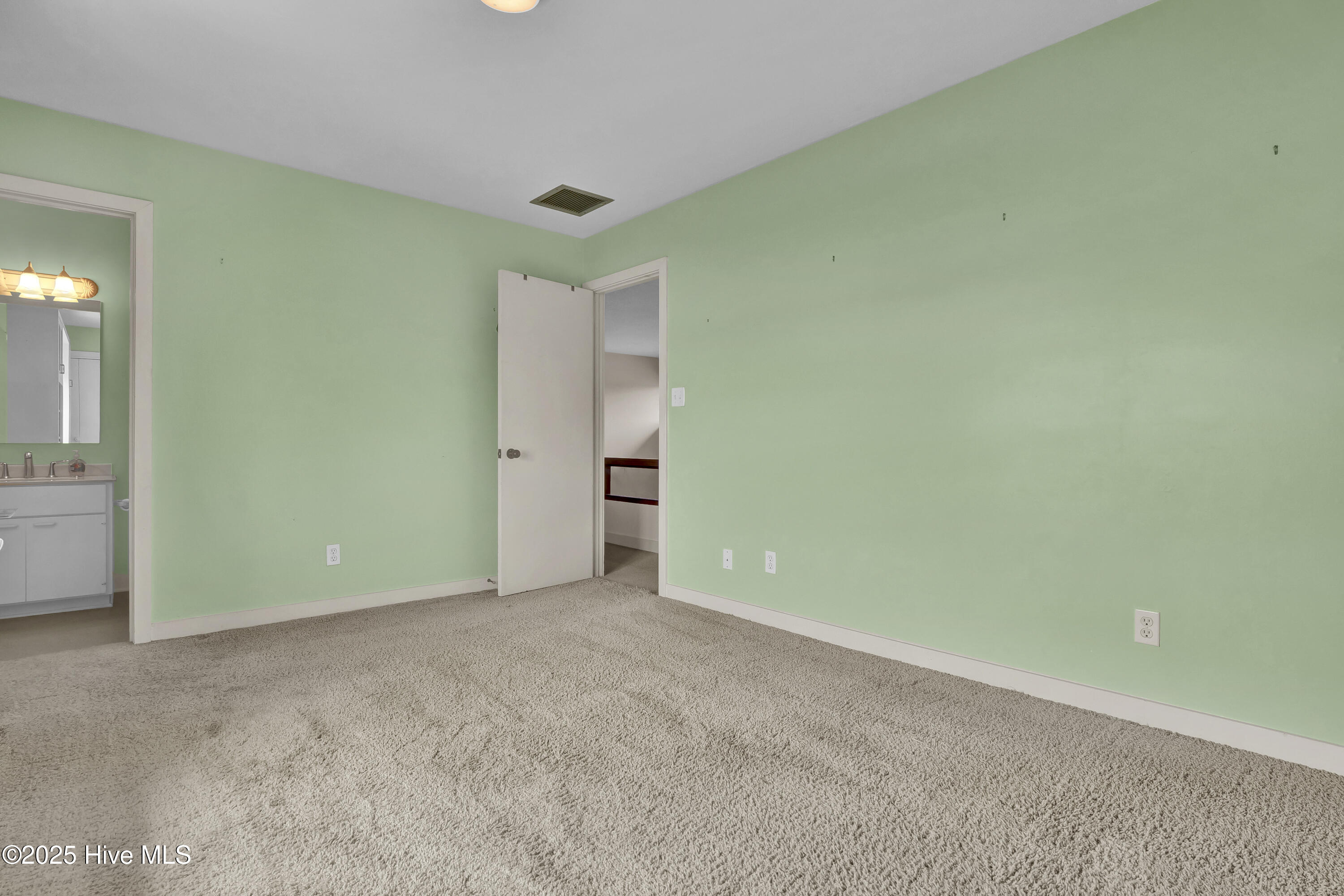 825 Inlet View Drive