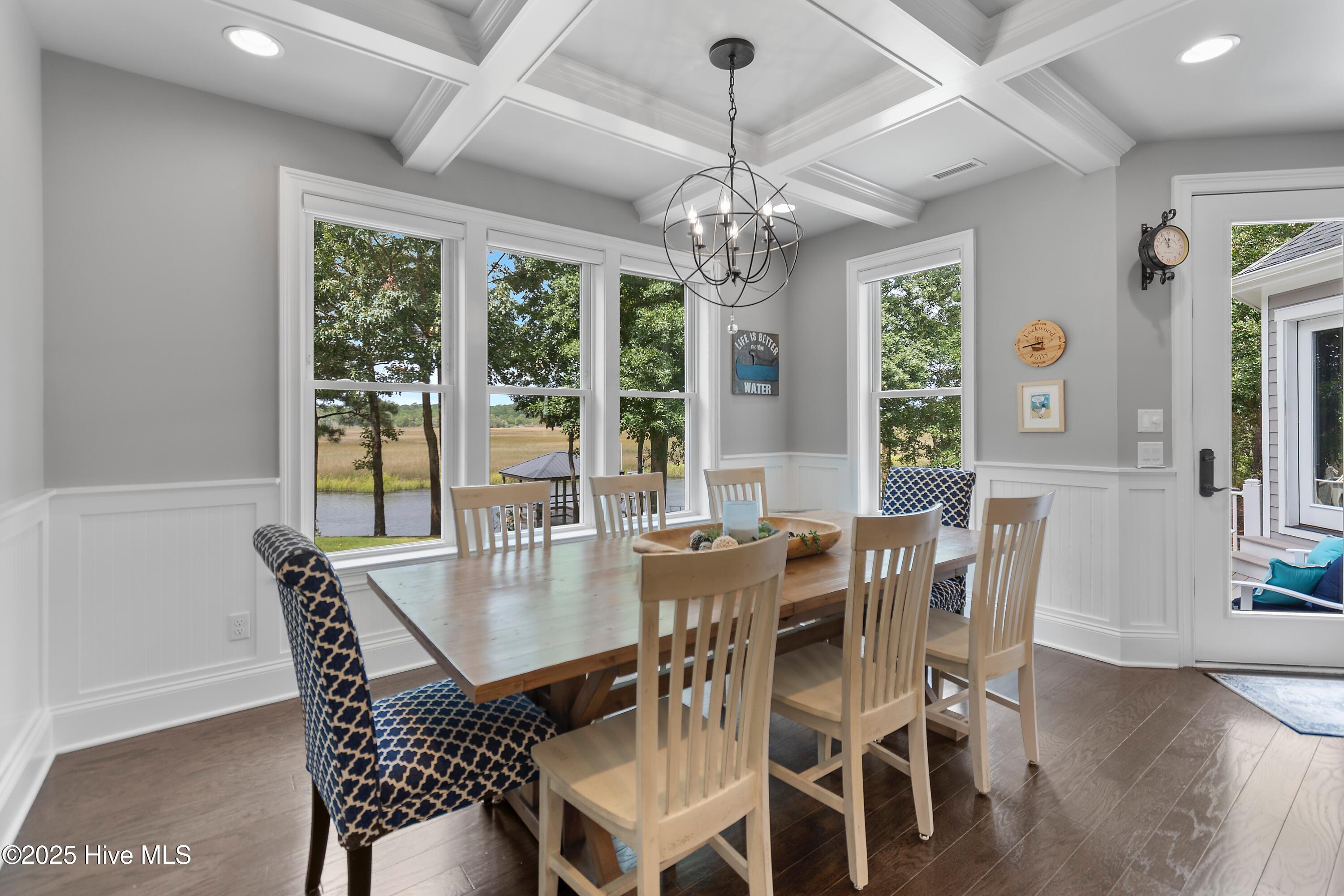 498 Deep Water Drive SE