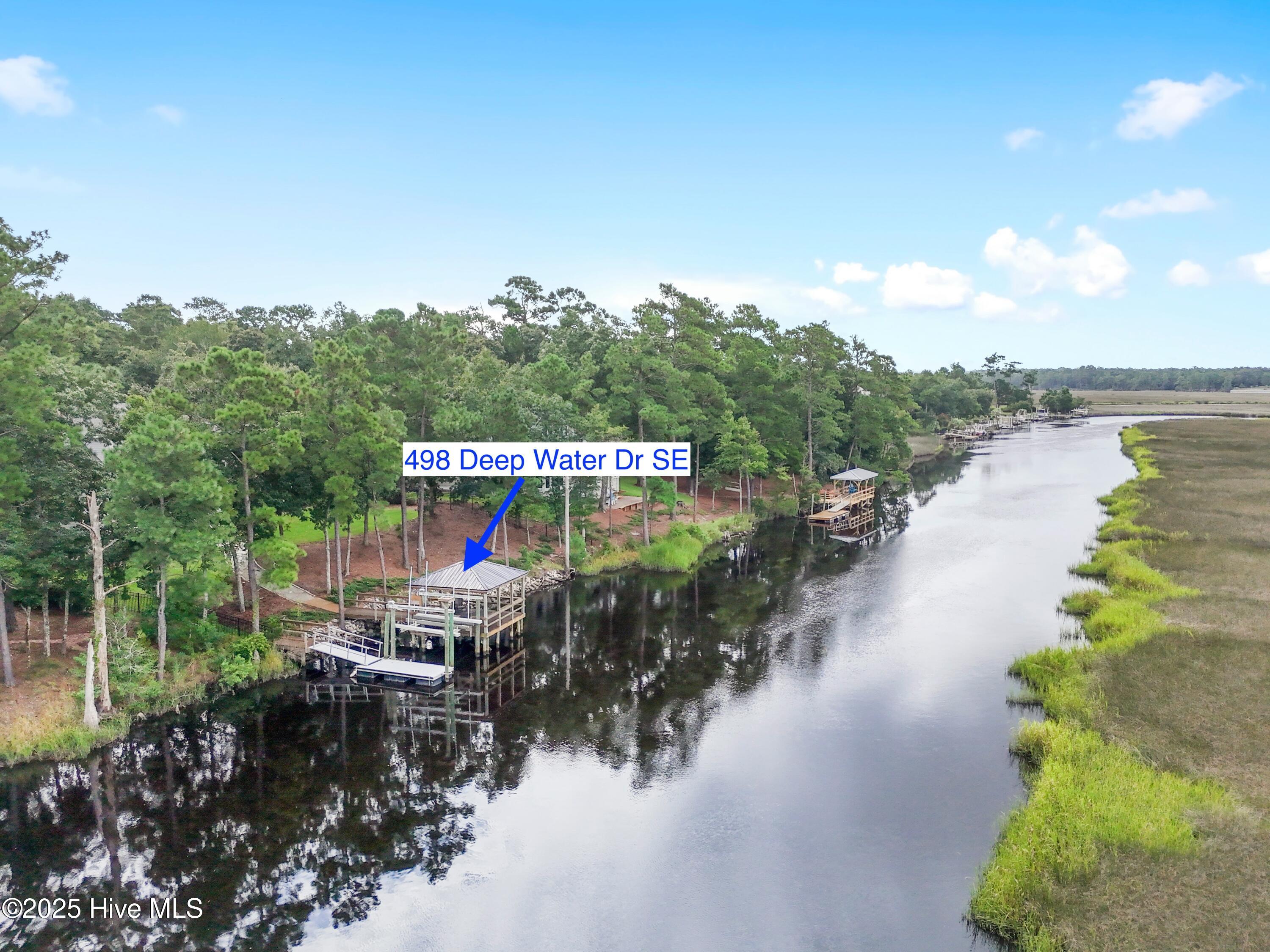 498 Deep Water Drive SE