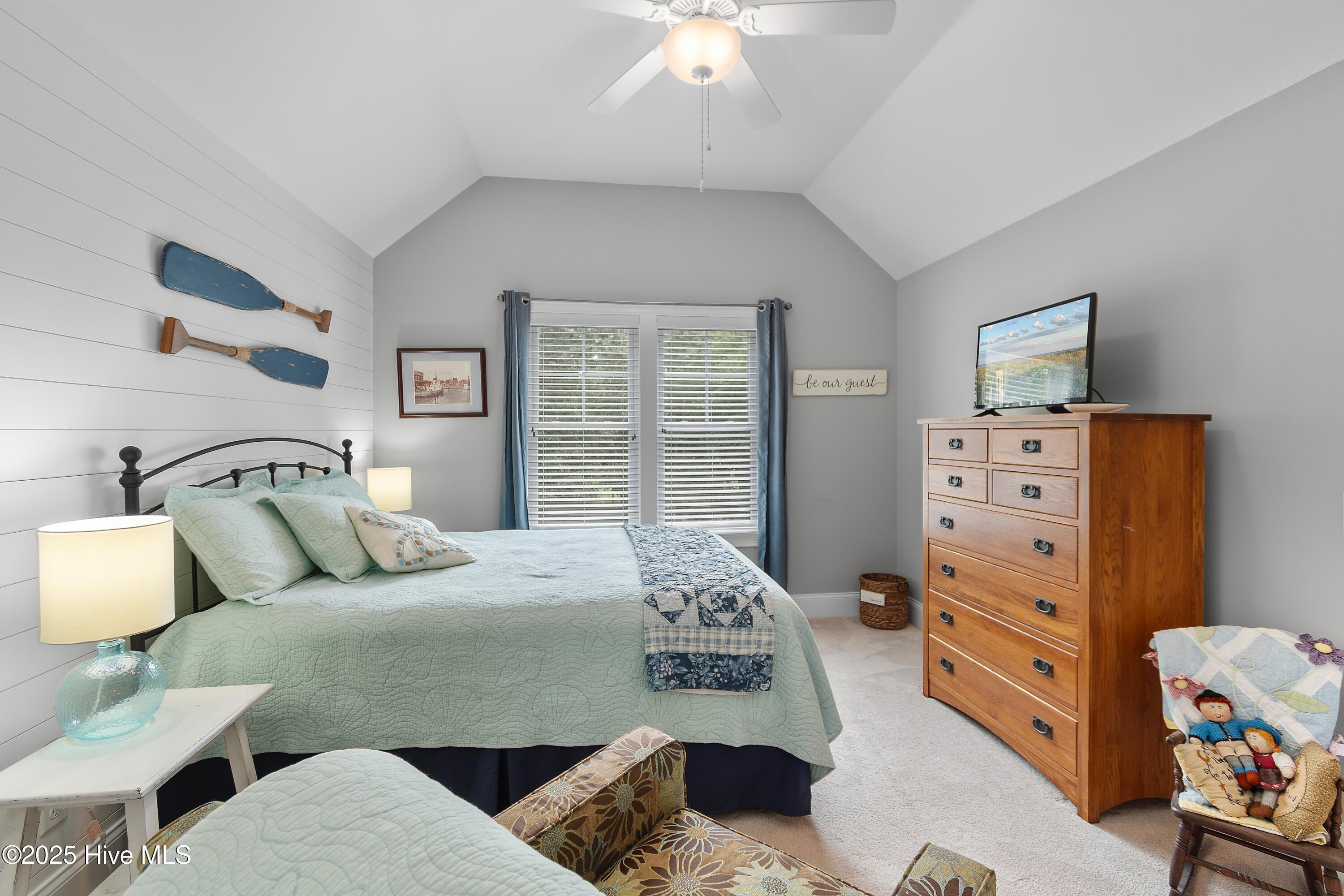 498 Deep Water Drive SE