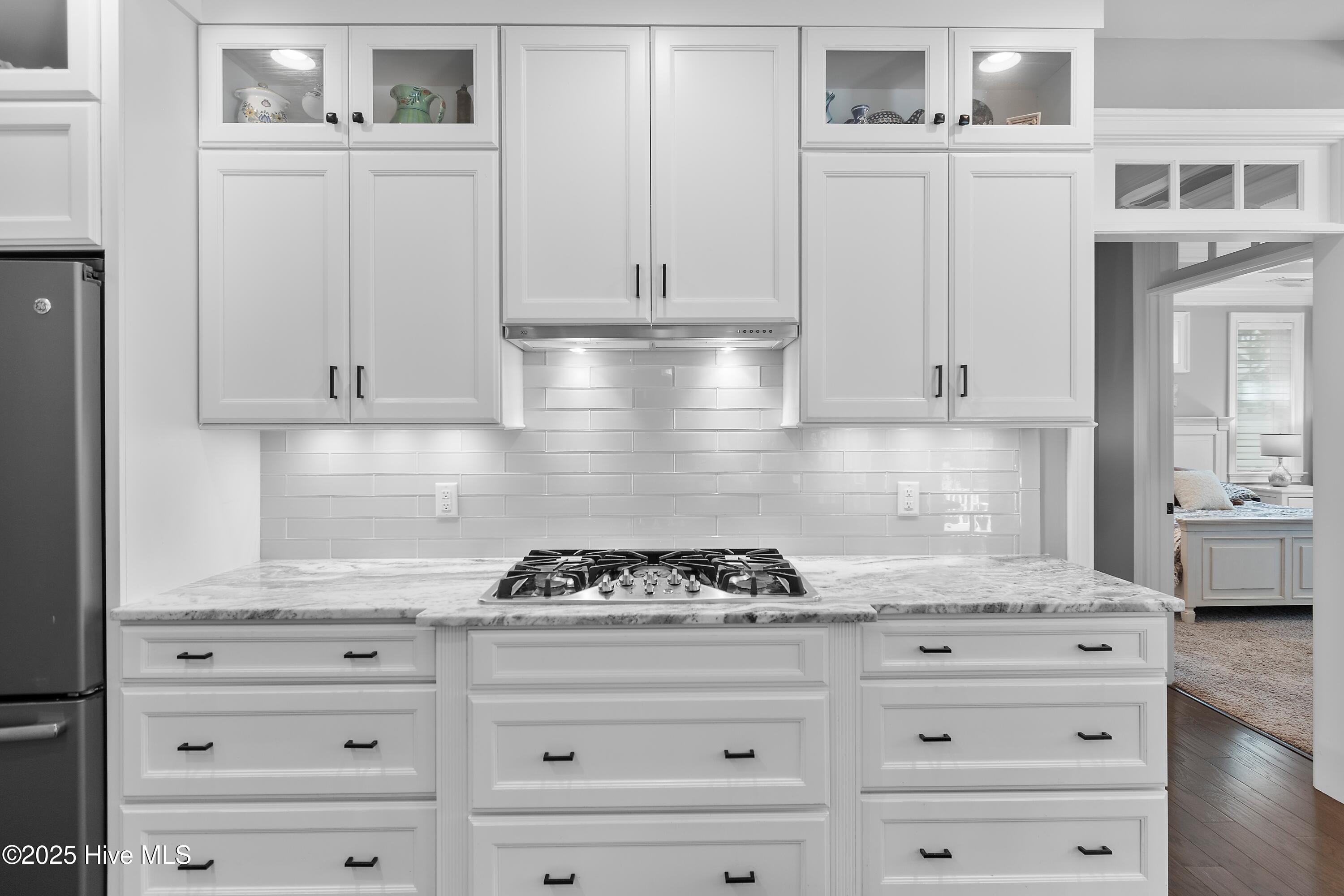 498 Deep Water Drive SE