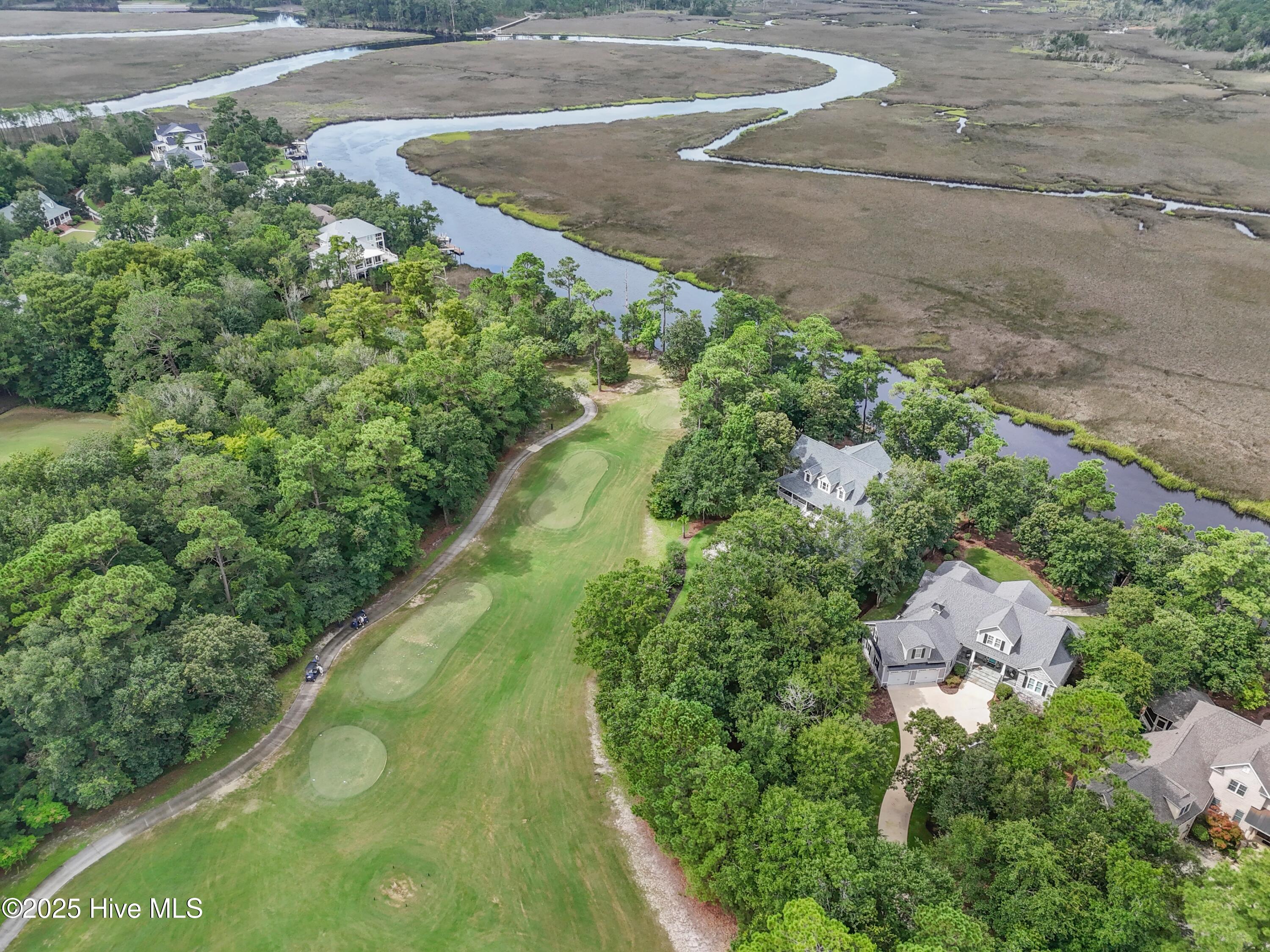 498 Deep Water Drive SE