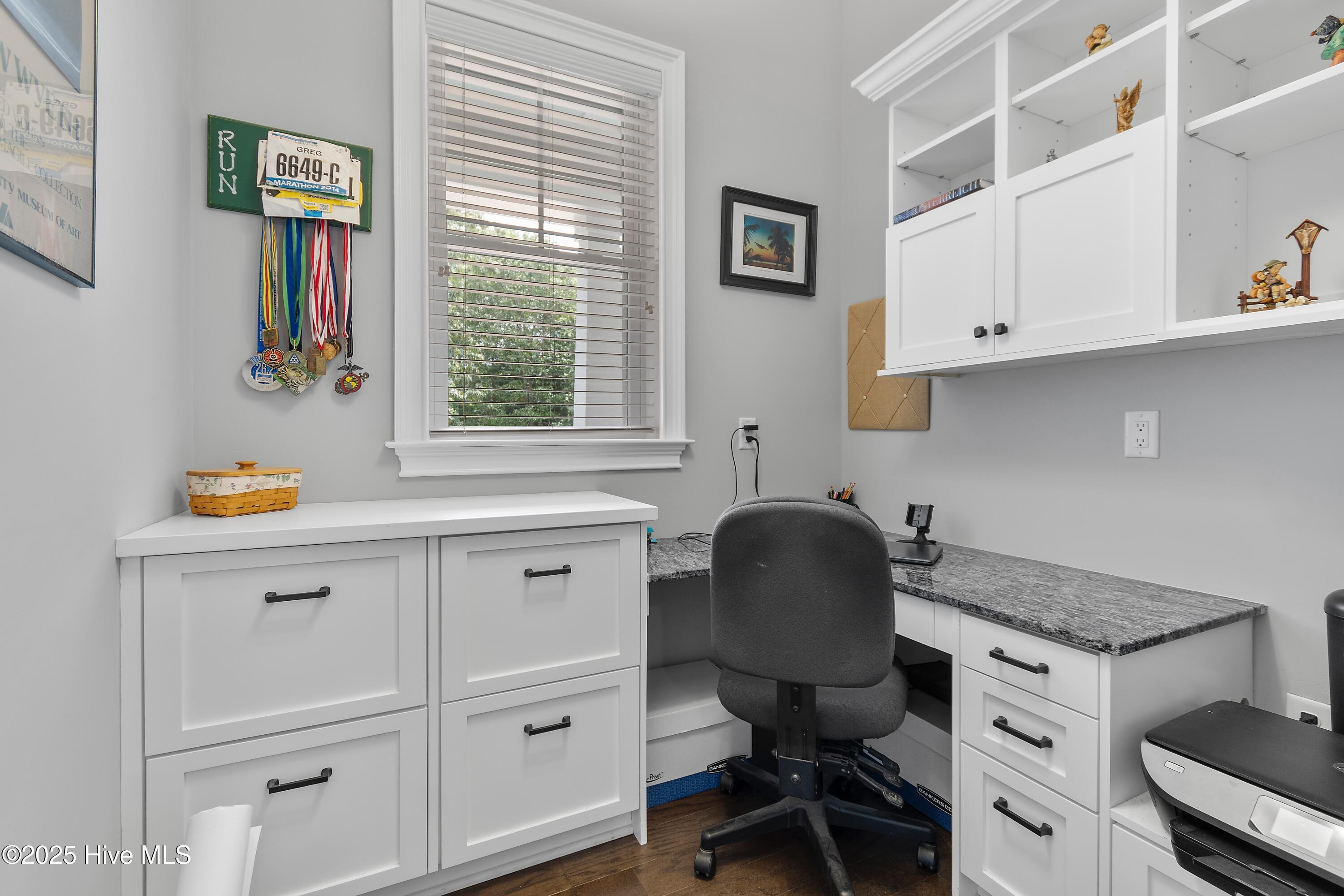 498 Deep Water Drive SE