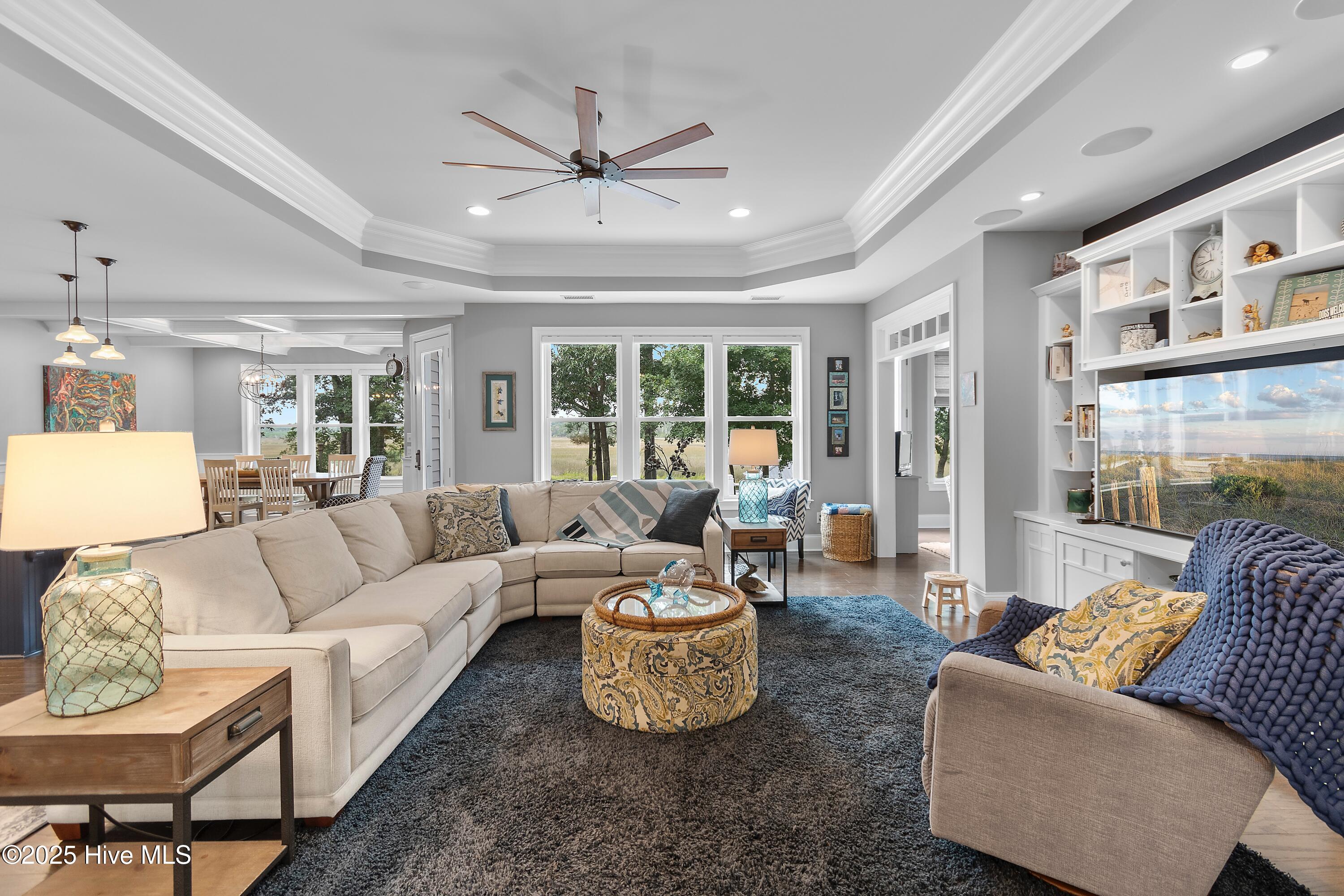 498 Deep Water Drive SE