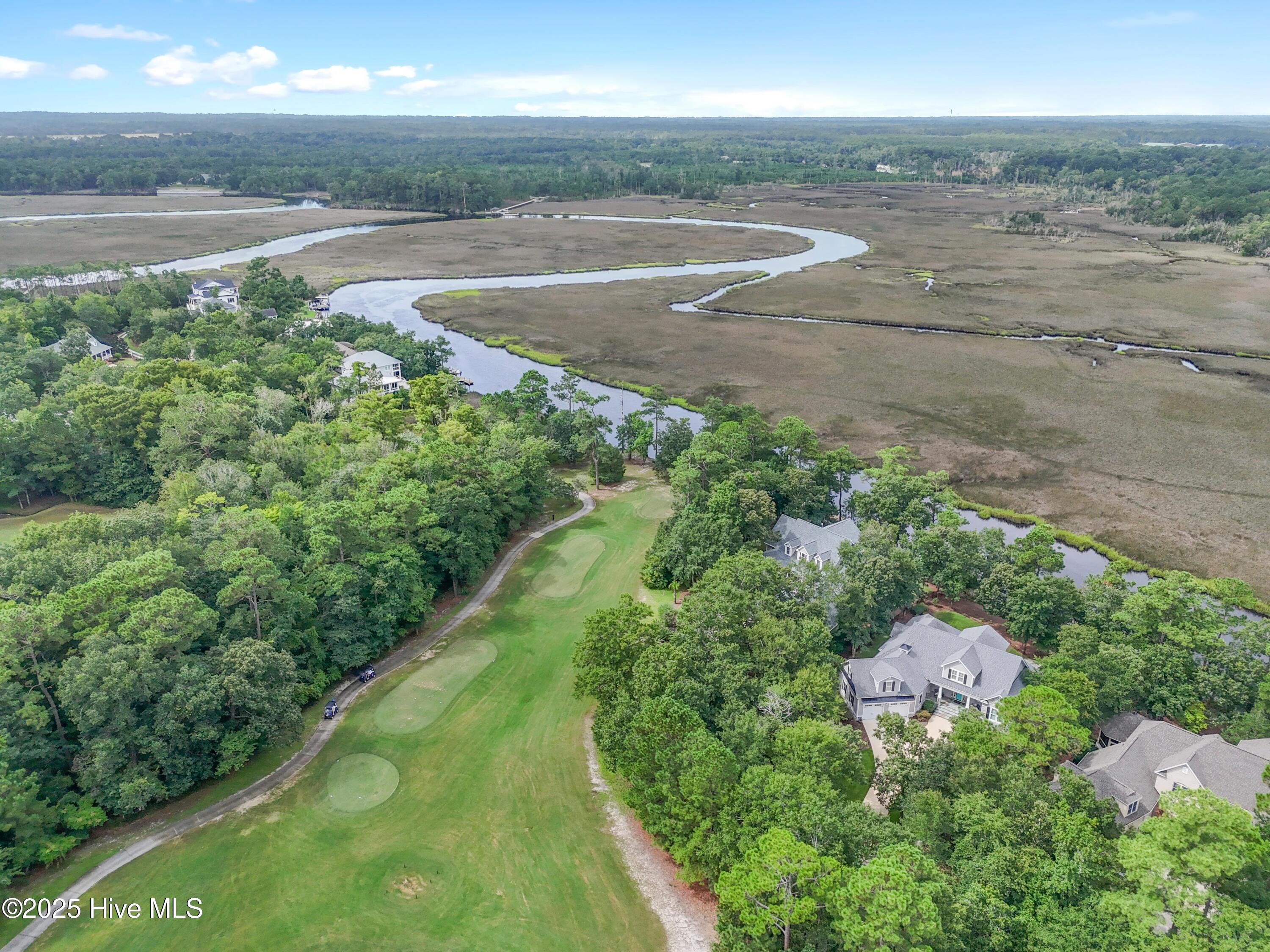 498 Deep Water Drive SE